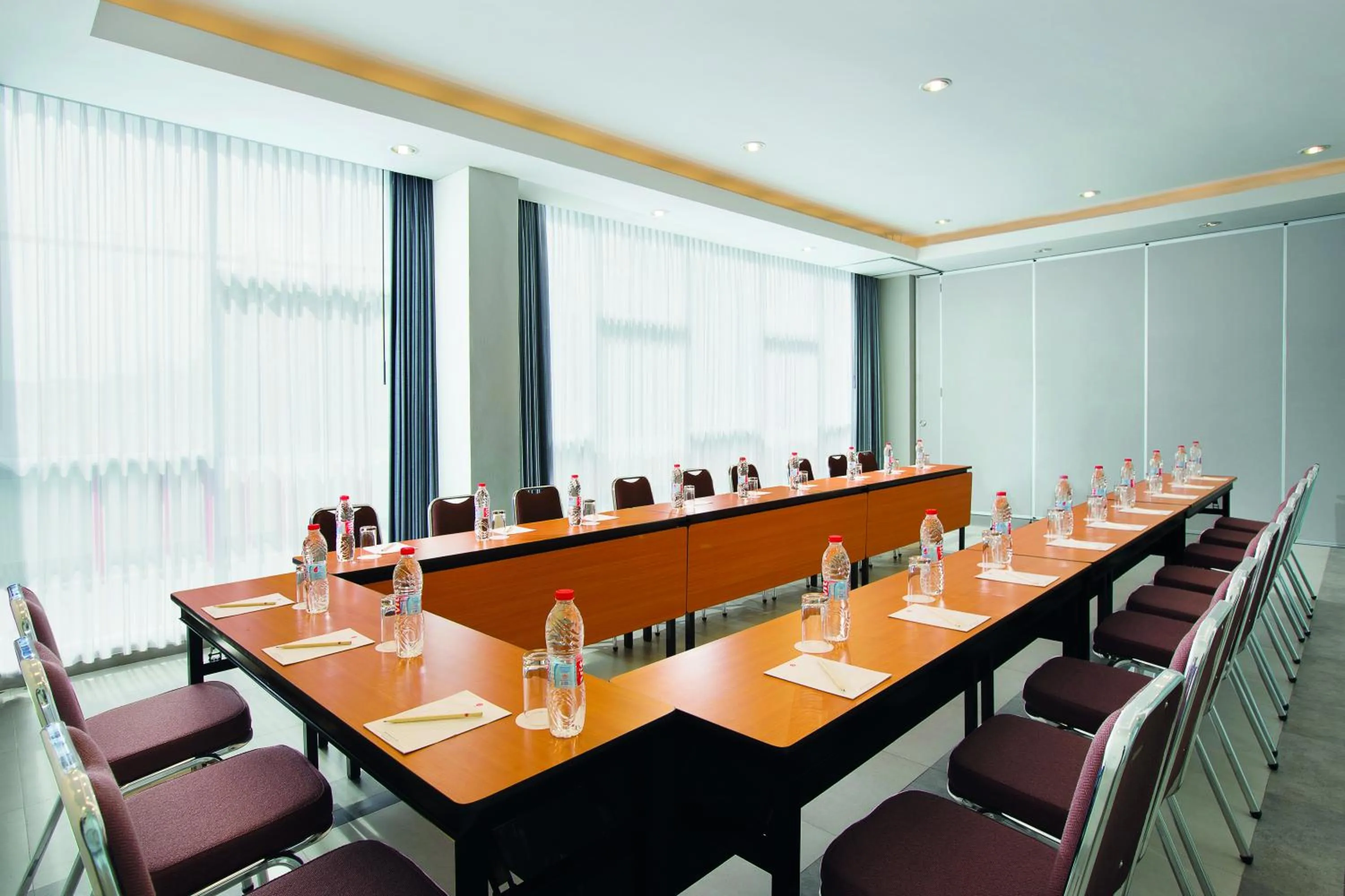 Meeting/conference room in Amaris Hotel Darmo Surabaya