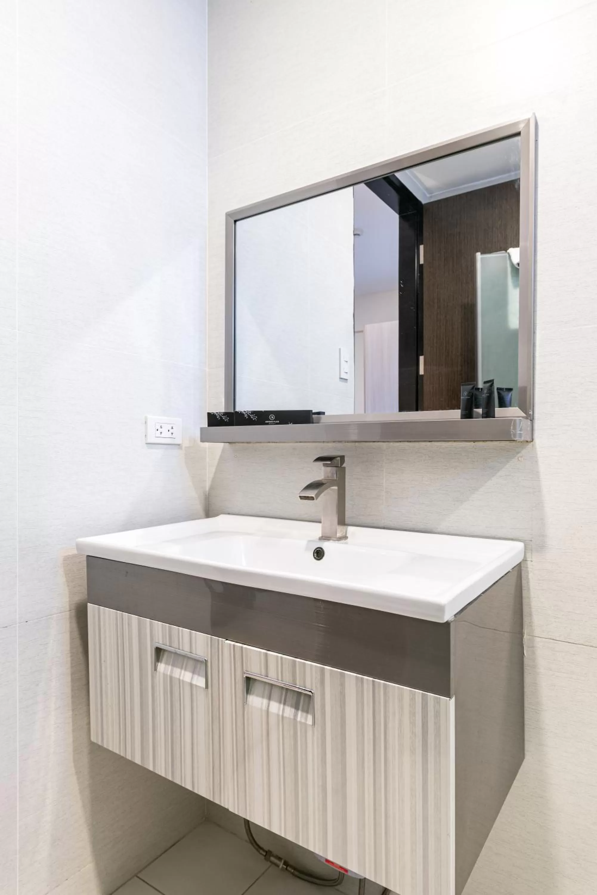 Bathroom in Artemis Place Makati Hotel