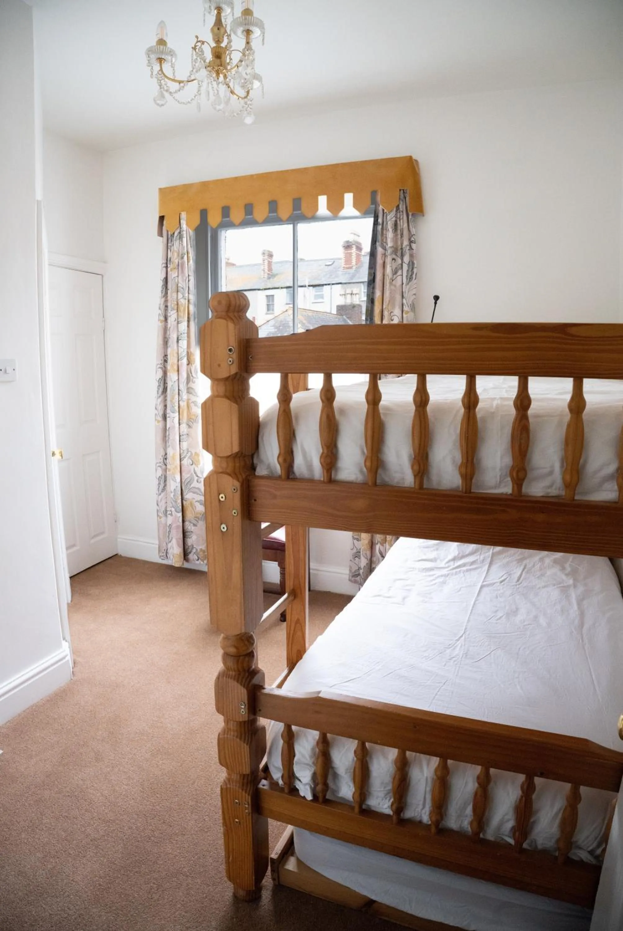 Photo of the whole room, Bed in Llandudno Hostel