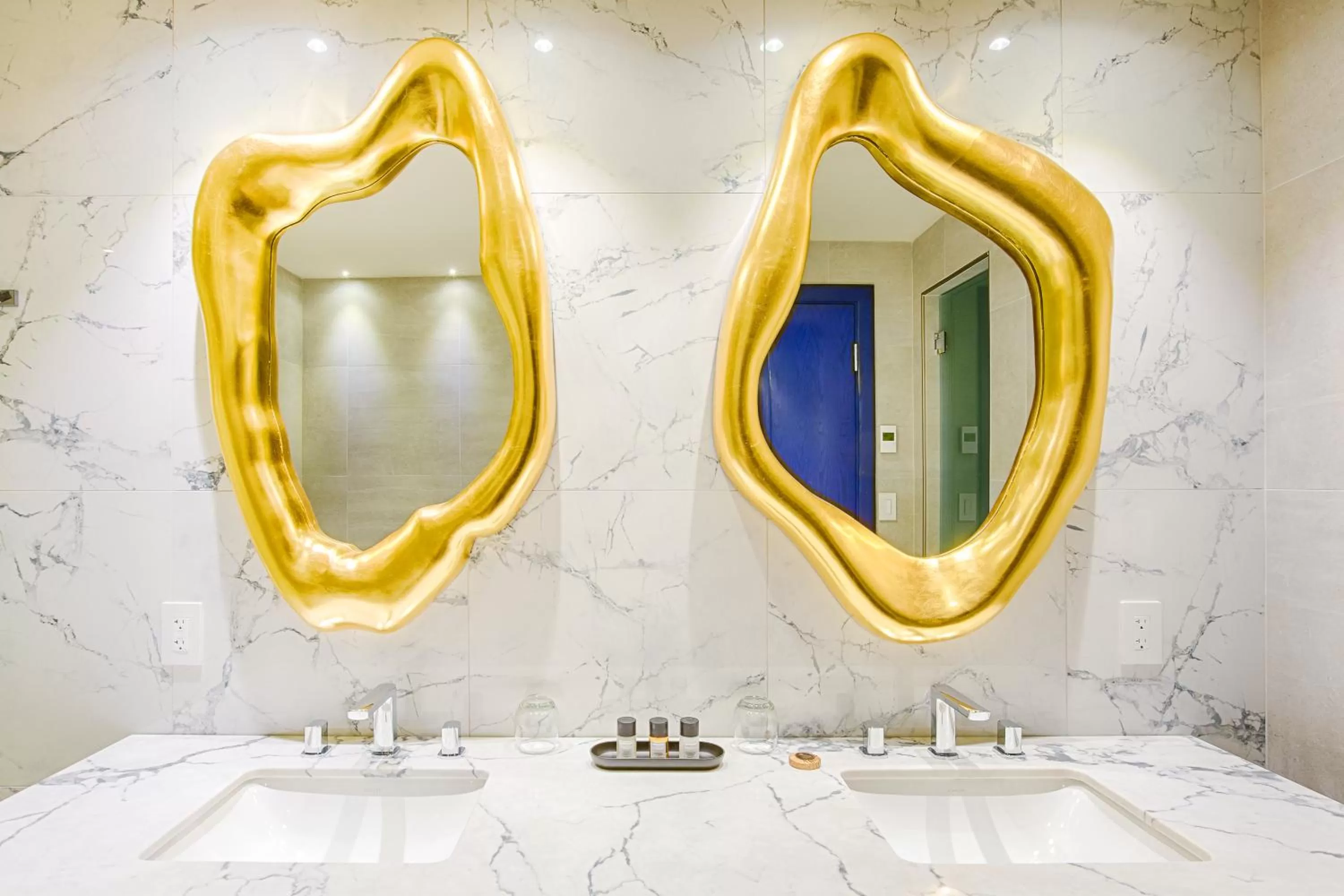 Bathroom in Monsieur Jean - Hôtel Particulier