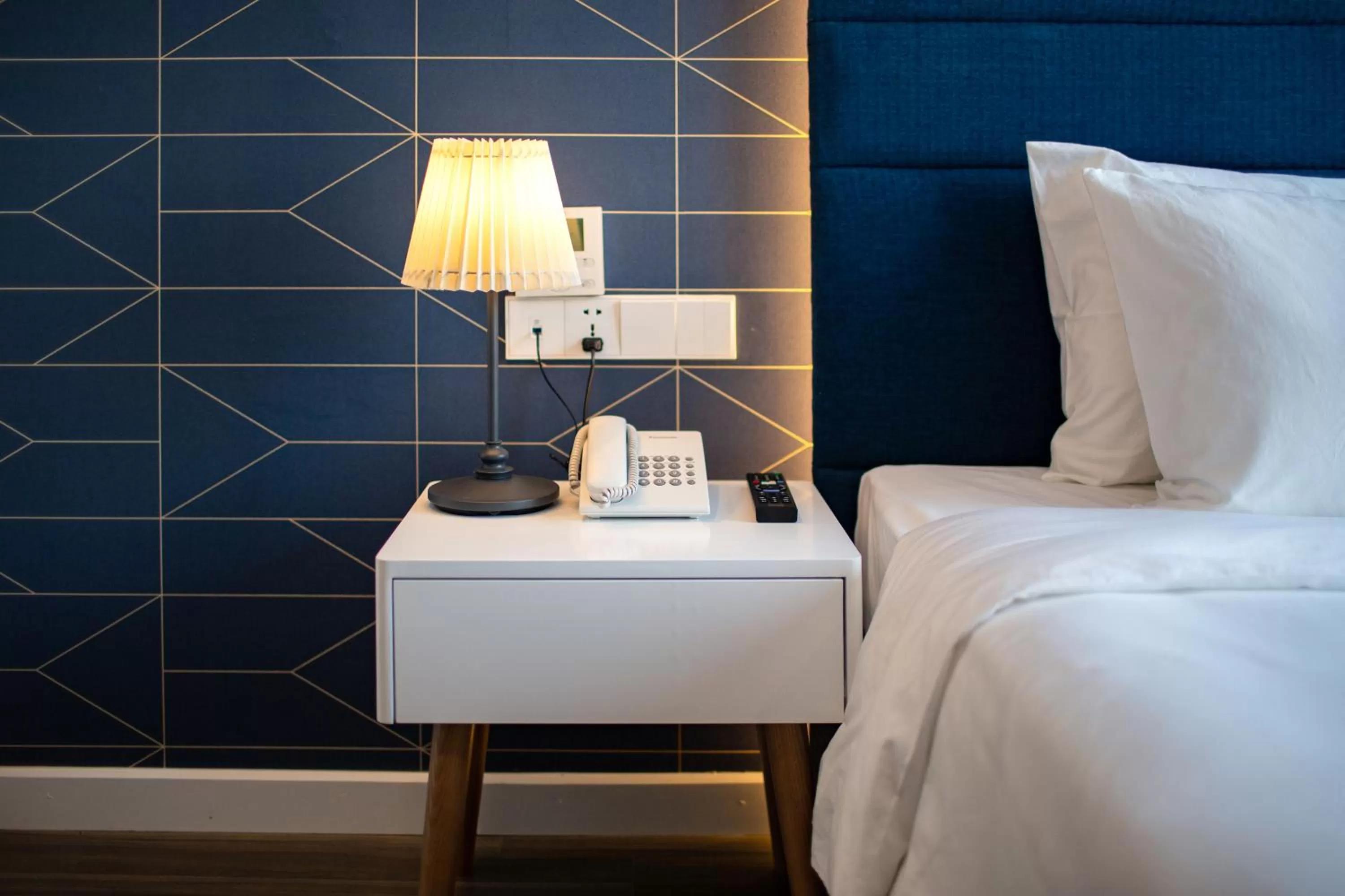 Bed, Bathroom in May De Ville Legend Hotel & Spa