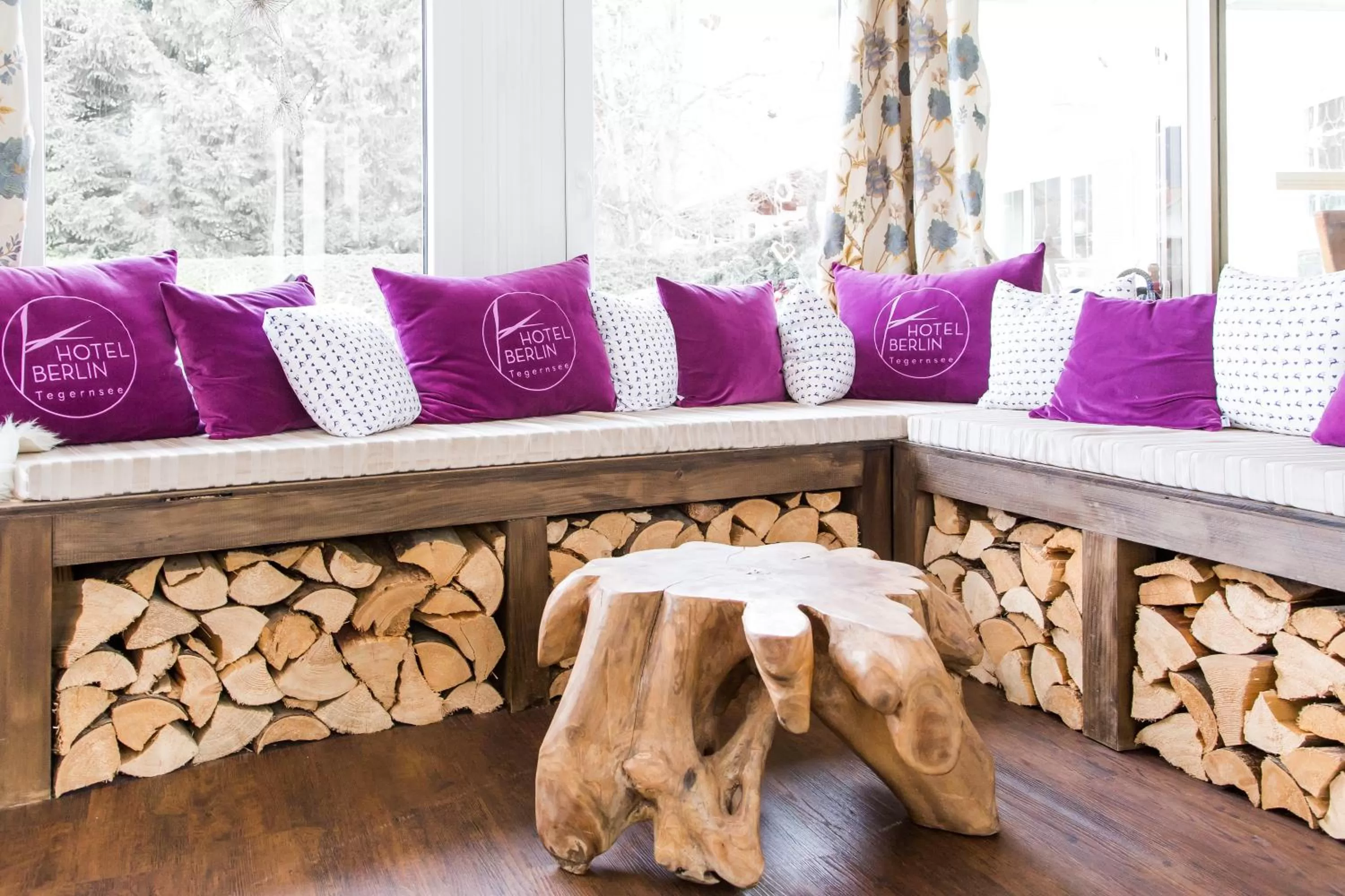 Lounge or bar in Hotel Berlin Tegernsee