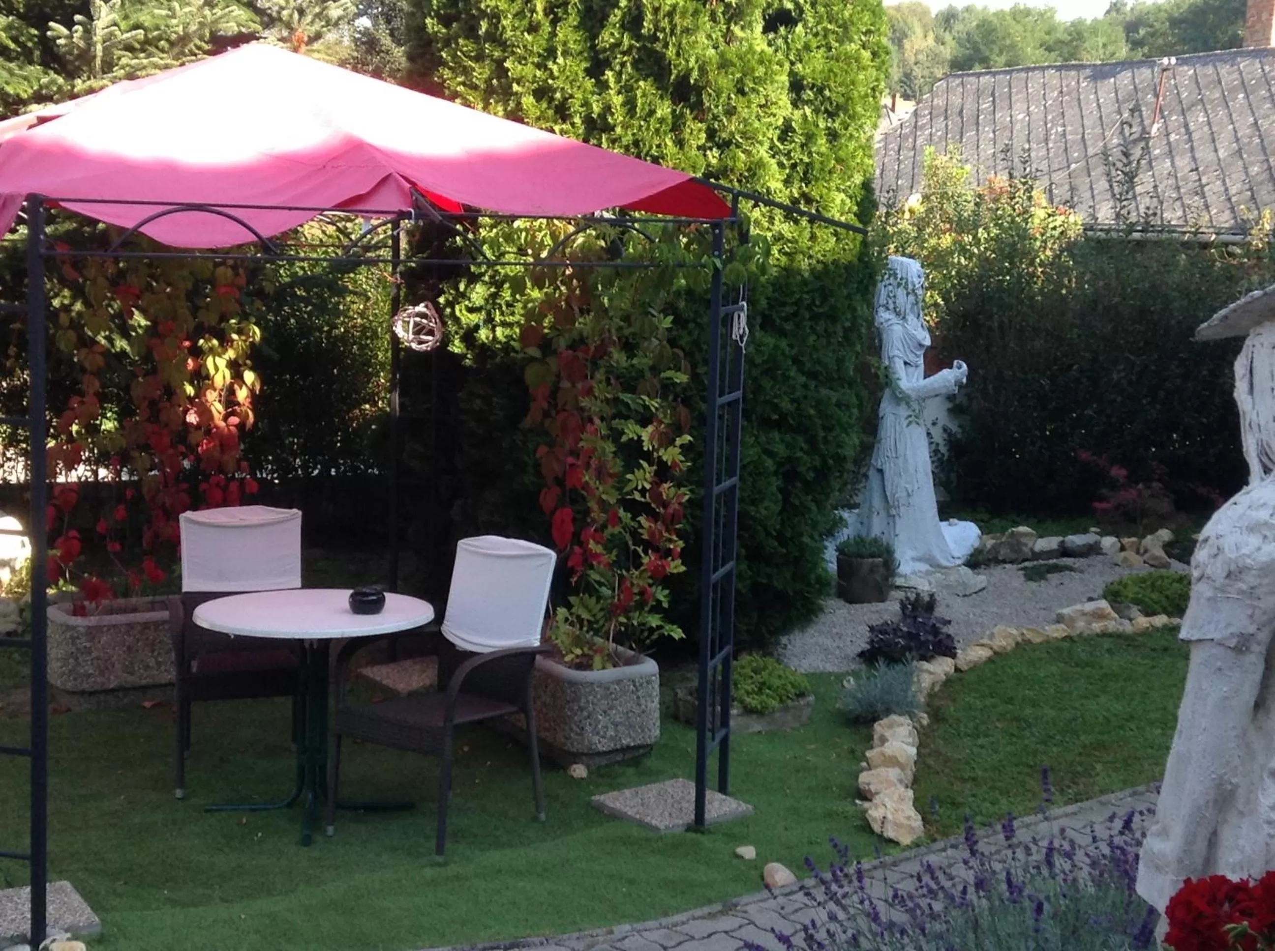 Property building in Hotel Zsida