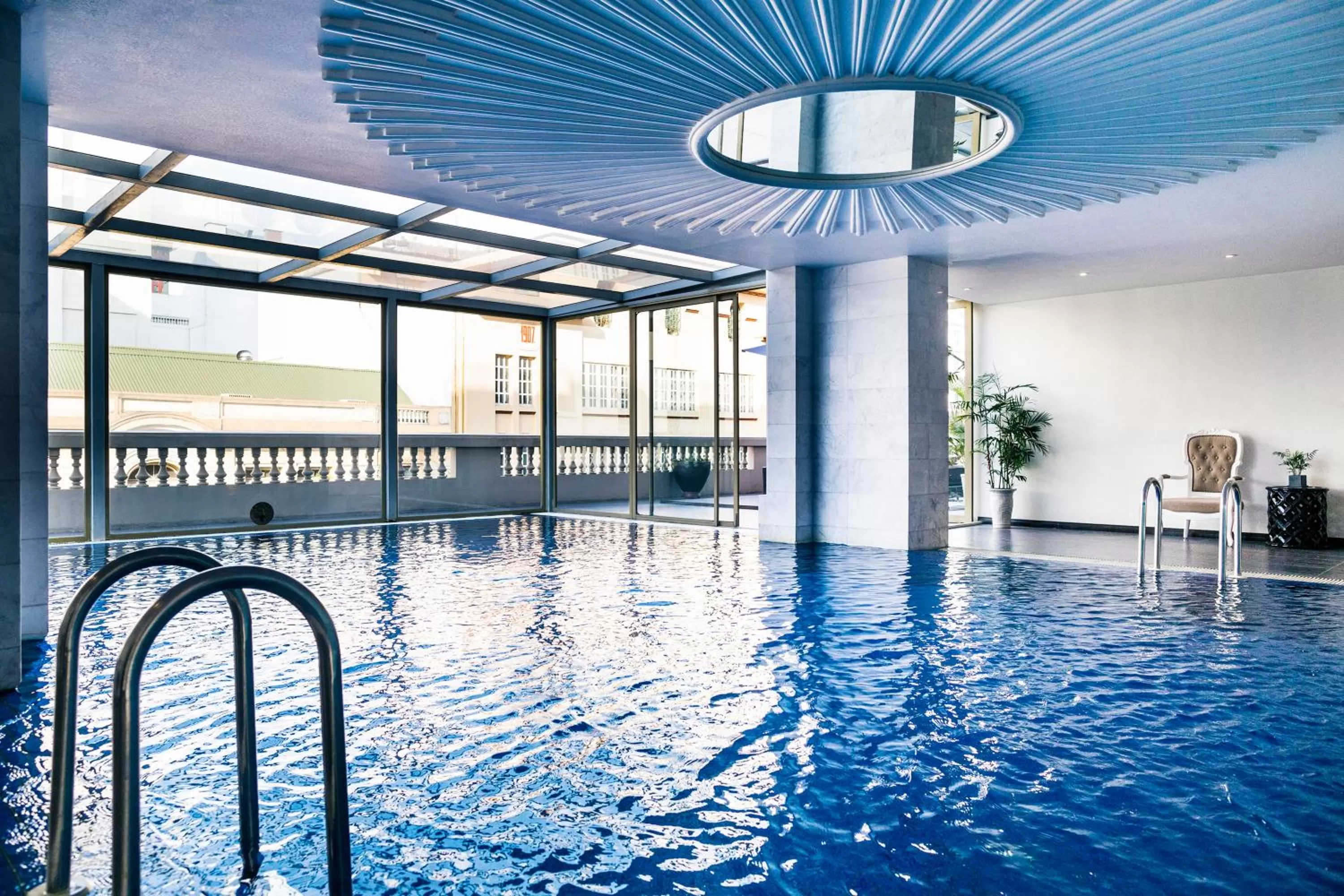 Swimming pool in Hotel de l'Opera Hanoi - MGallery