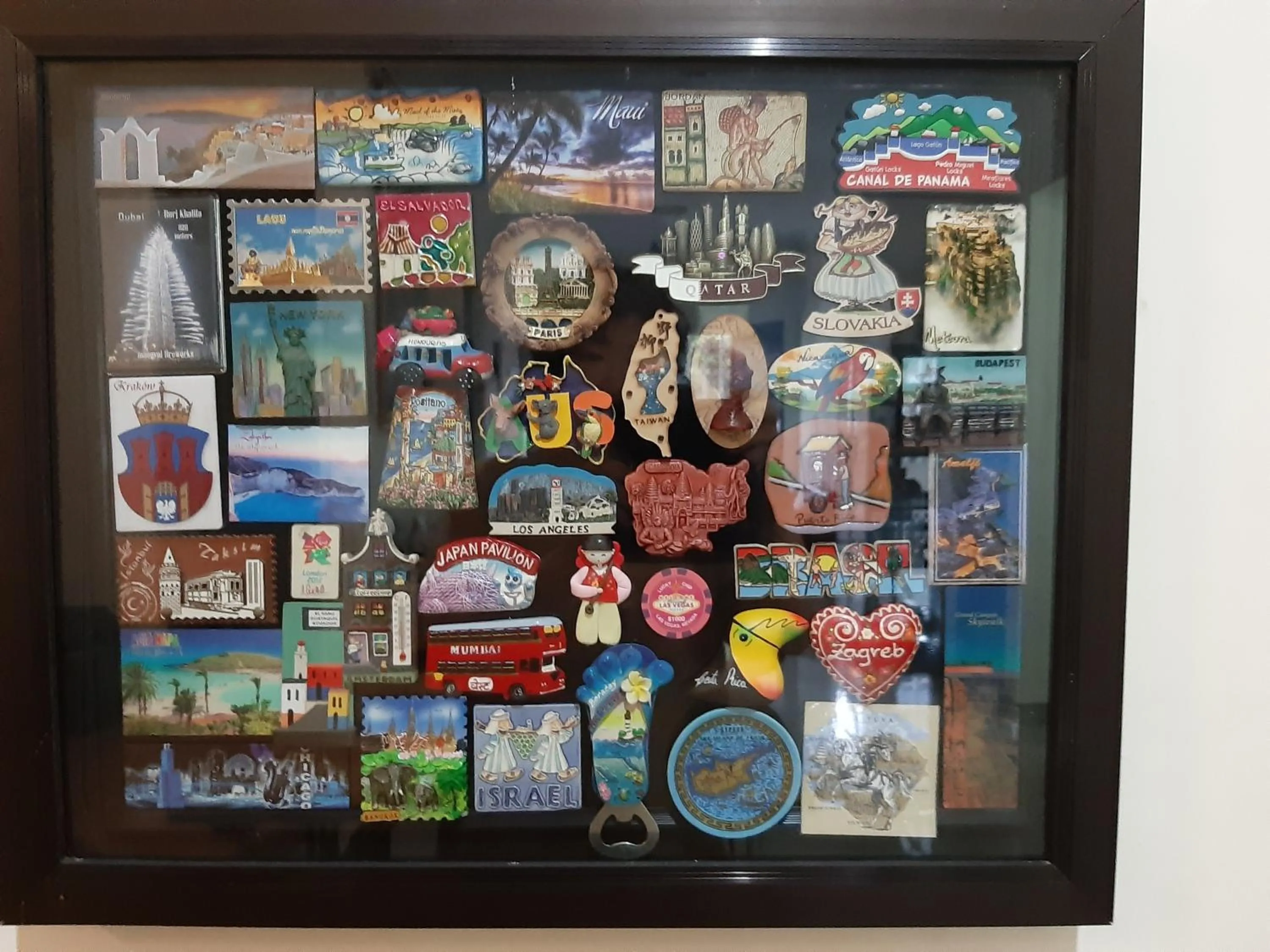 Decorative detail in Ikiru to Live