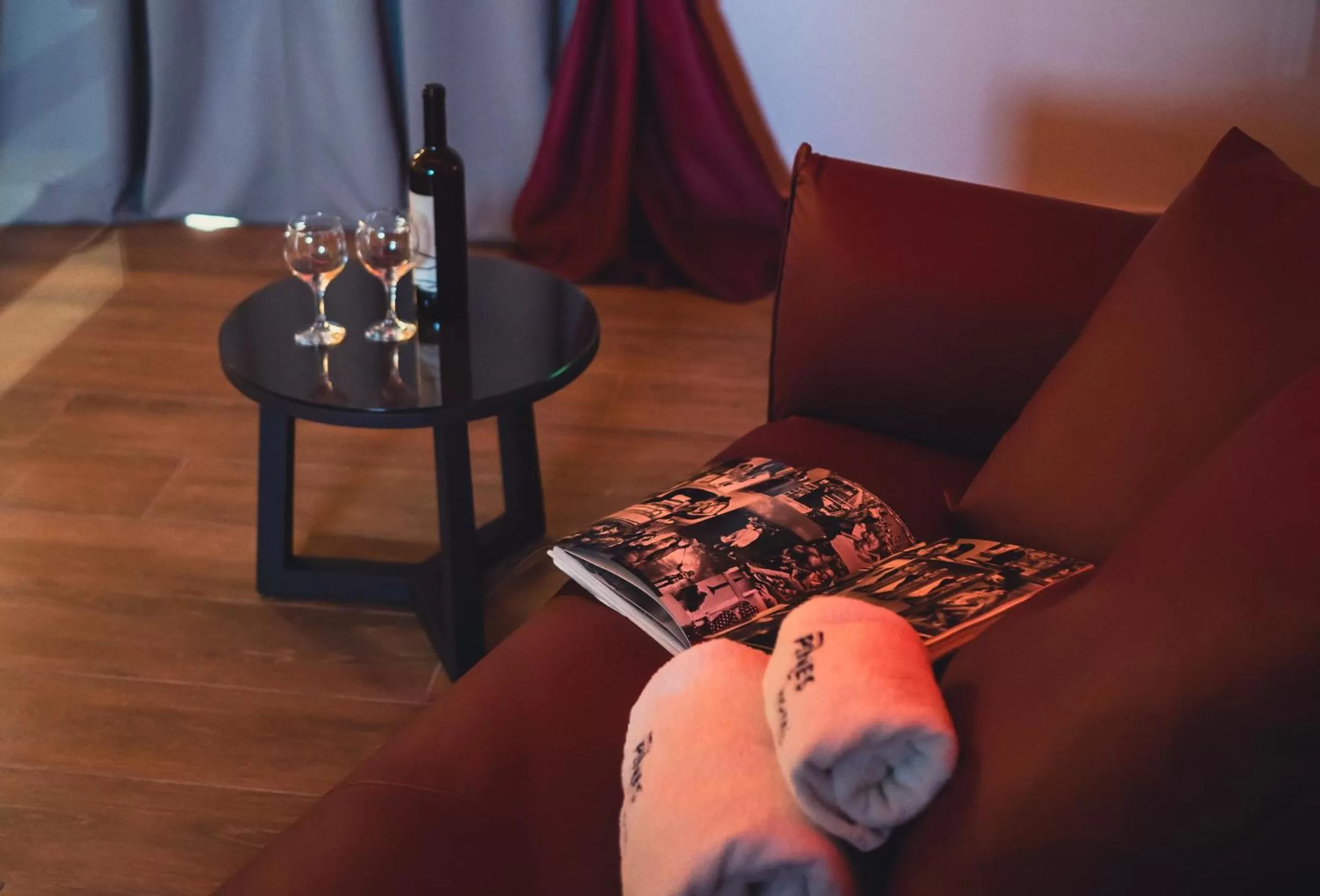 Living room in Pines Hotel