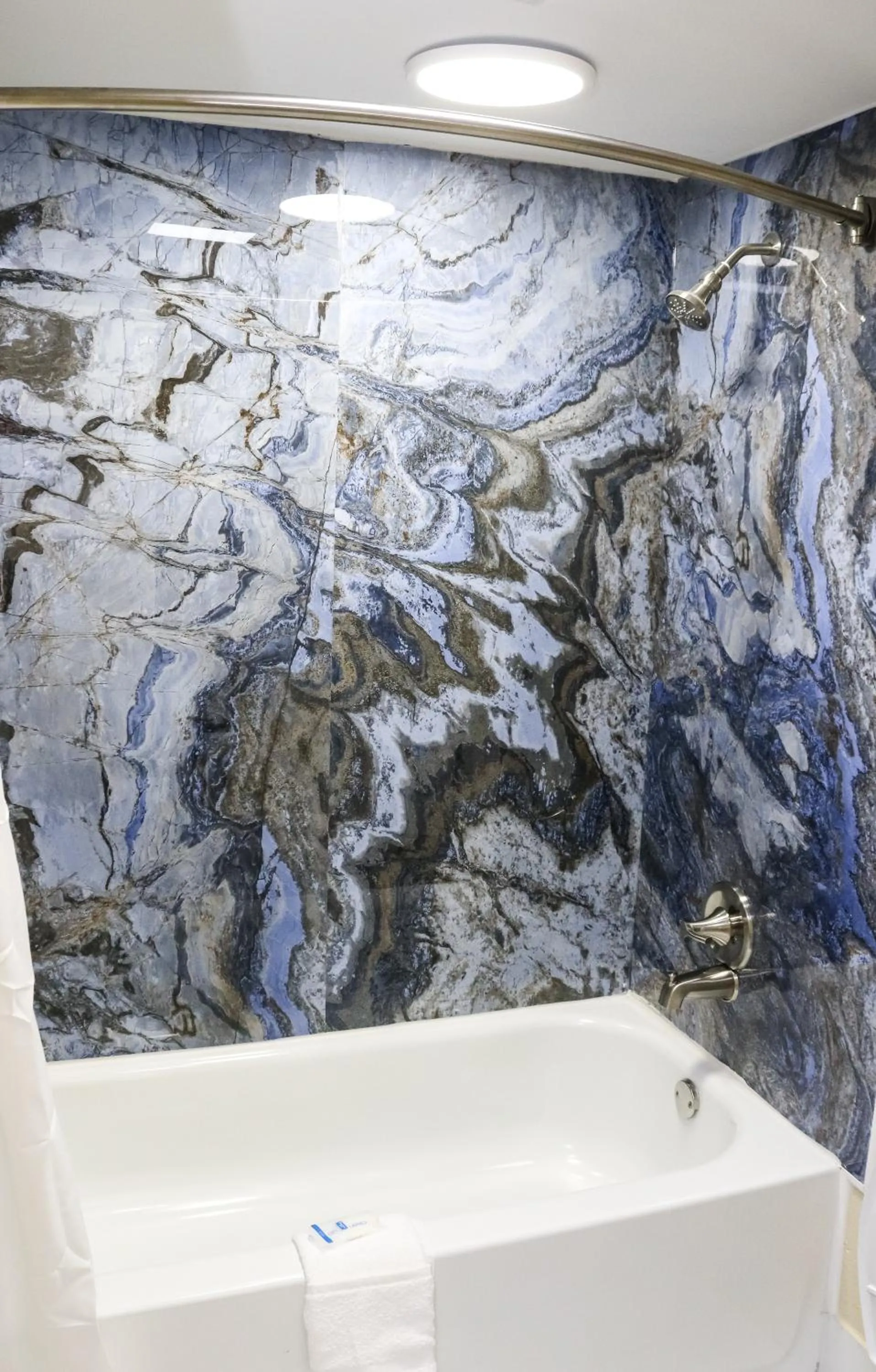 Bathroom in Rodeway Inn Phenix City - Columbus