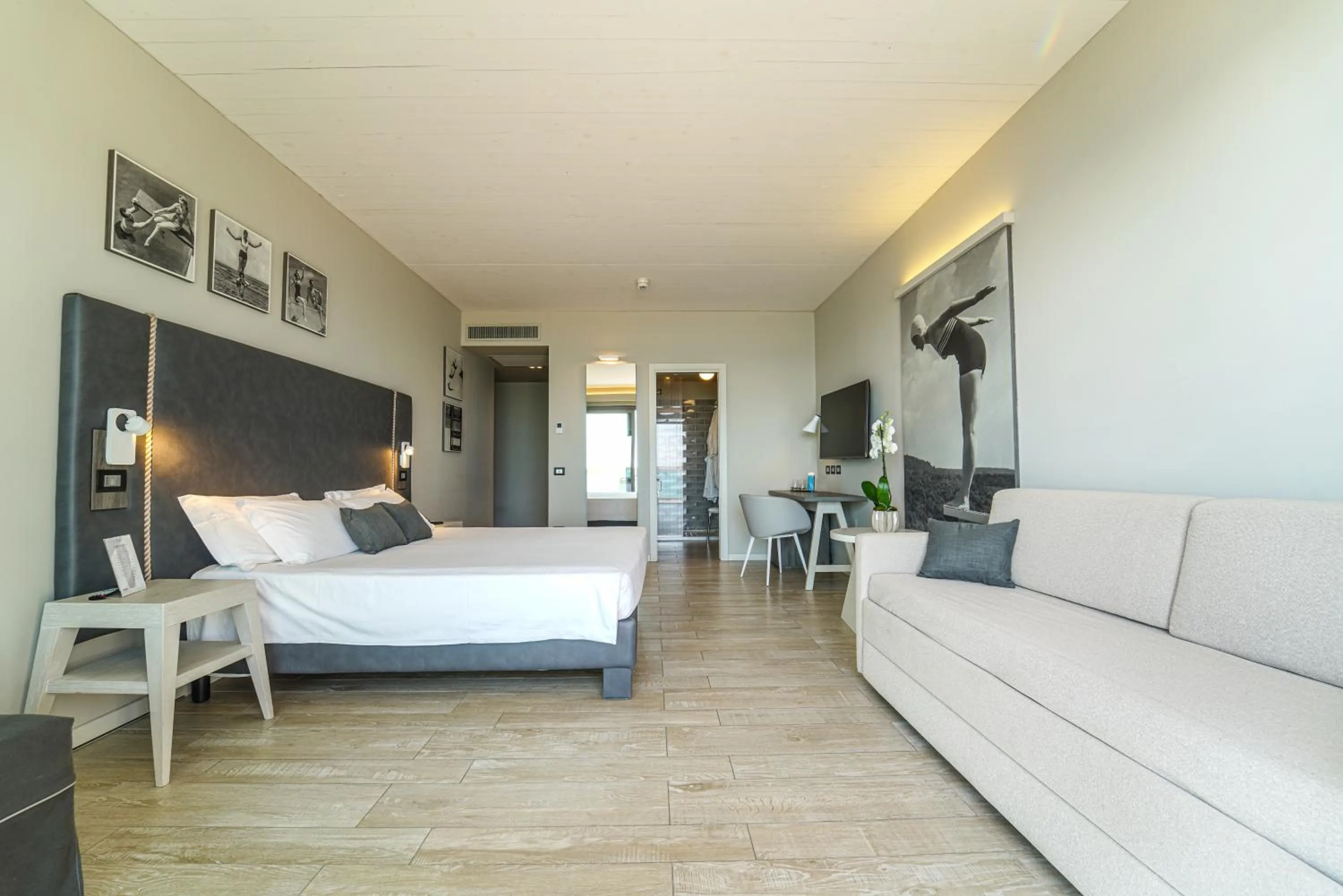 Photo of the whole room, Bed in Nautilus Family Hotel