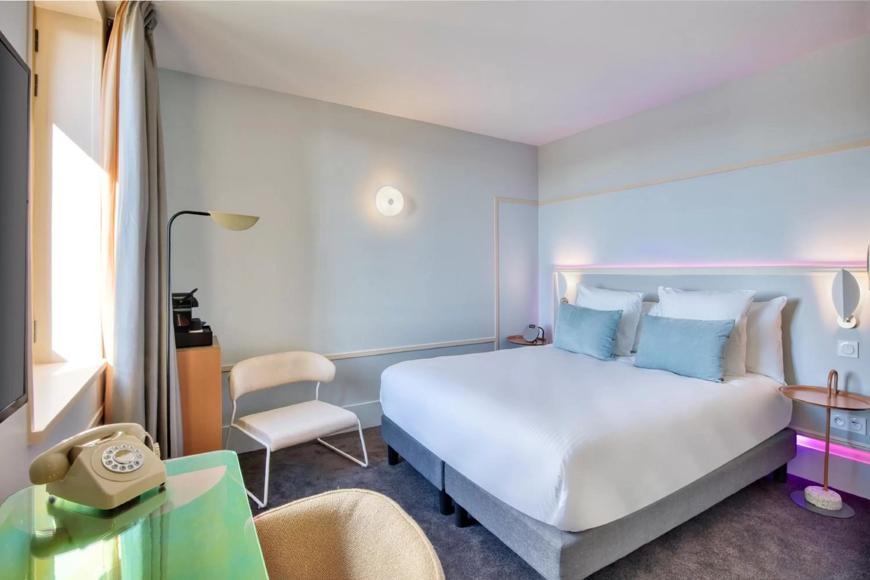 Bed in Aiden by Best Western Clermont-Ferrand Hotel & Spa
