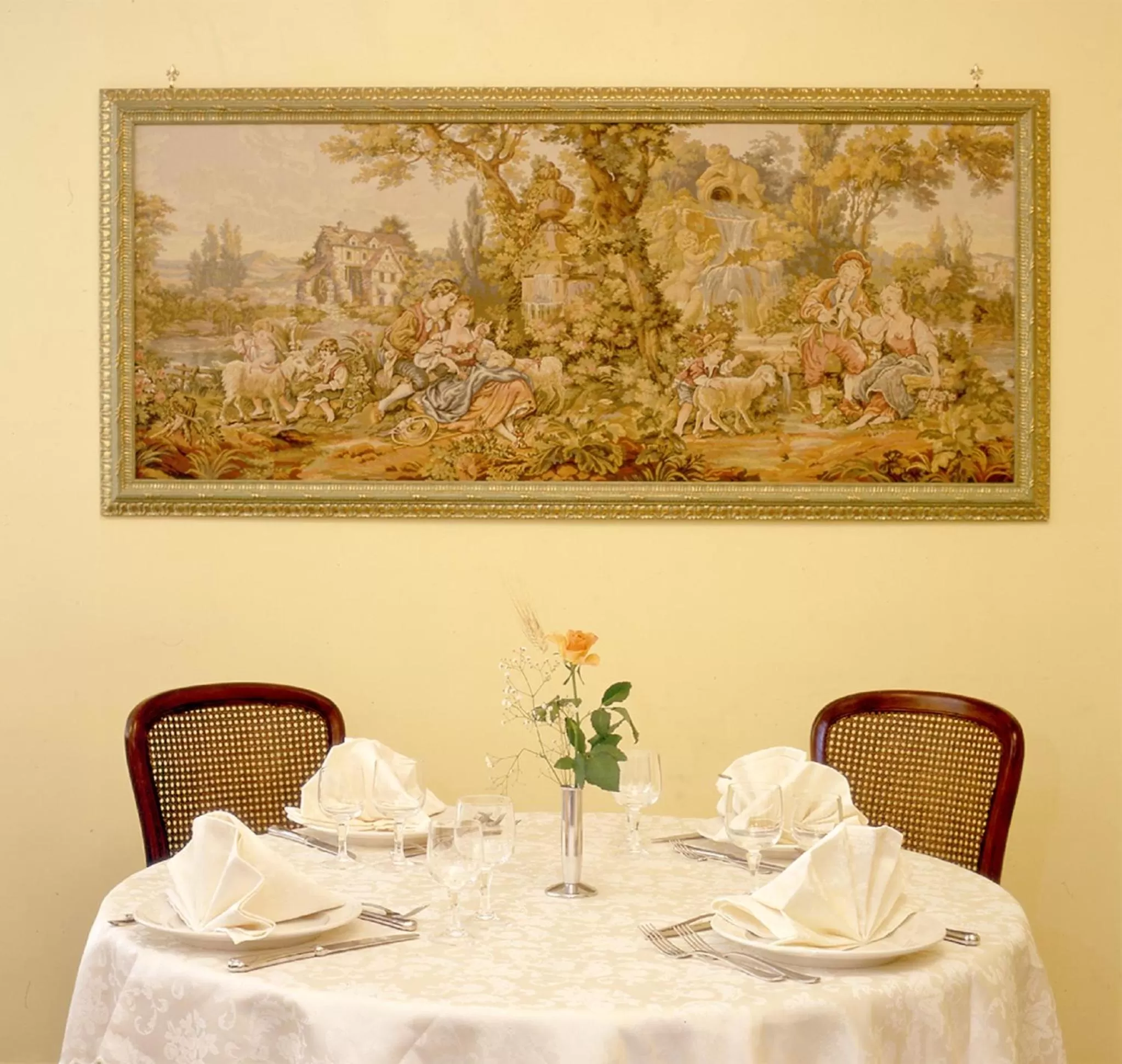 Restaurant/places to eat in Hotel Zi' Teresa