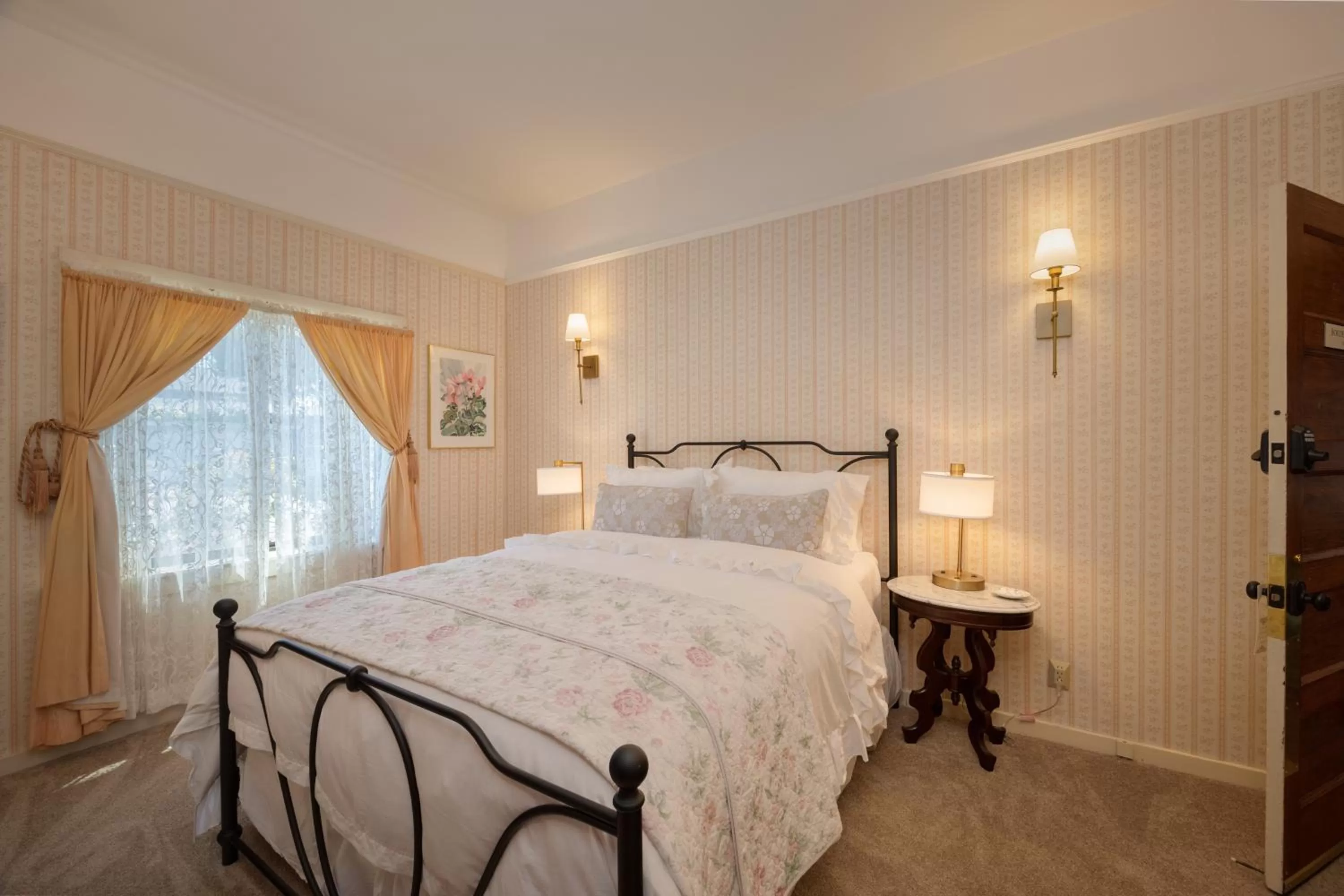 Bed in Mill Rose Inn