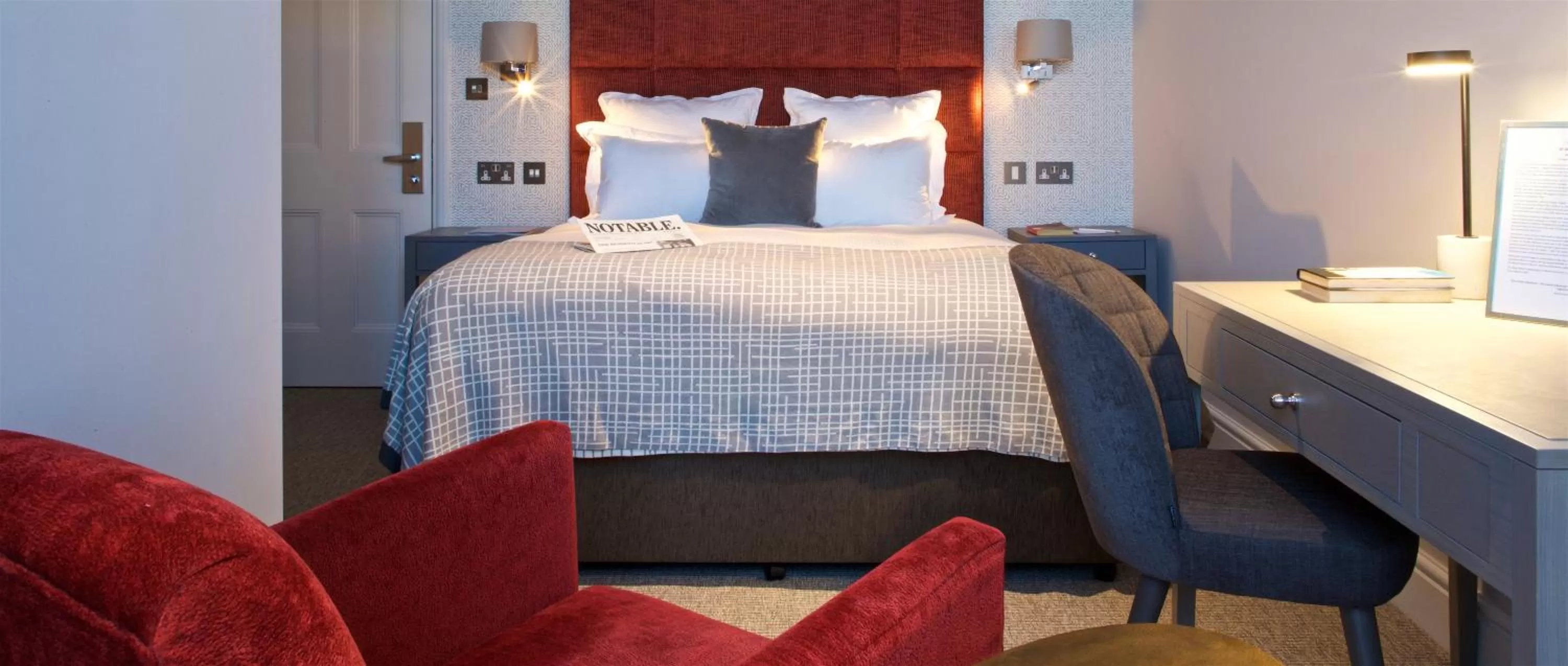 Bed in 54 Queen's Gate Hotel