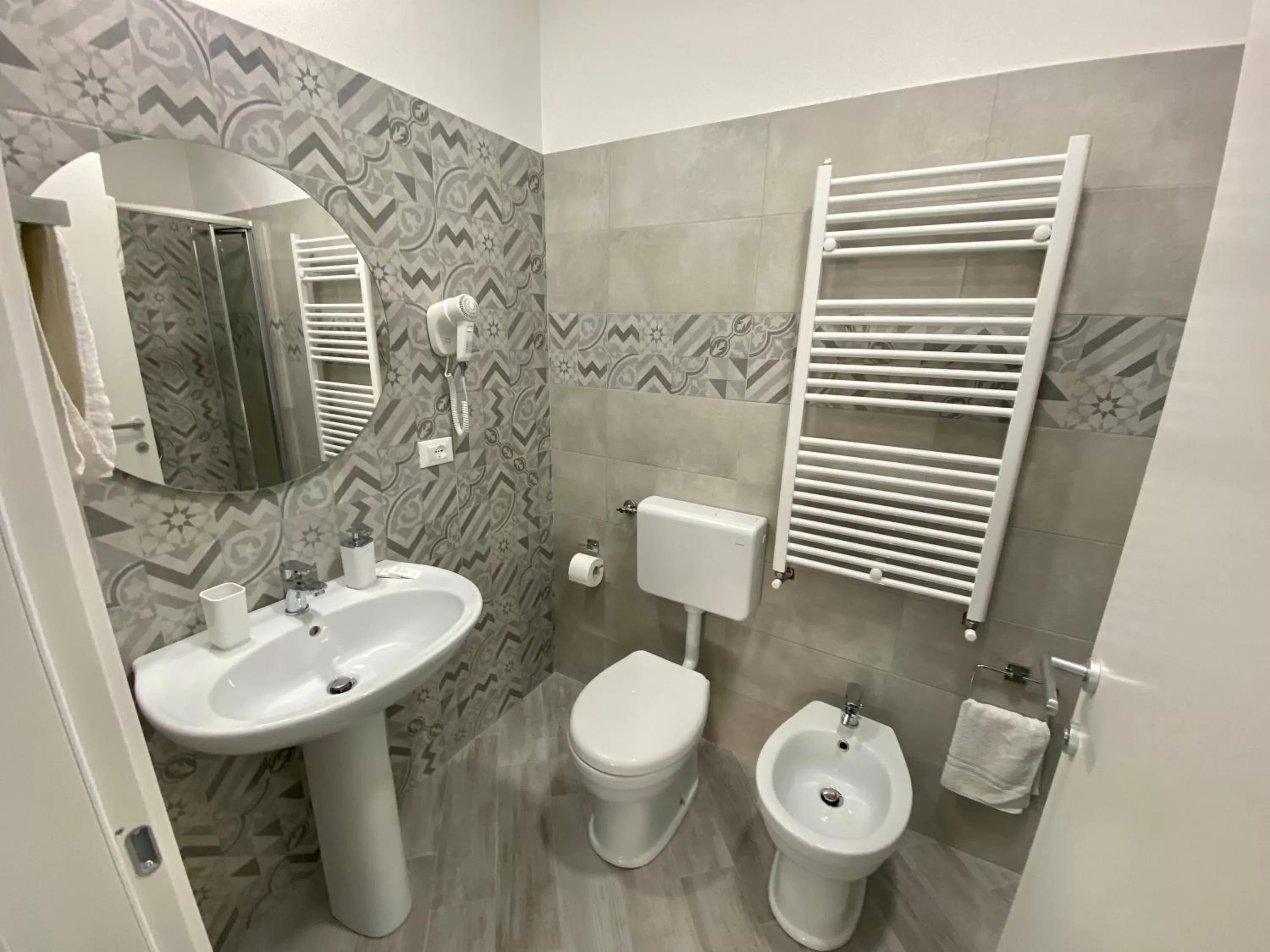 Bathroom in Sperlonga Center Holiday