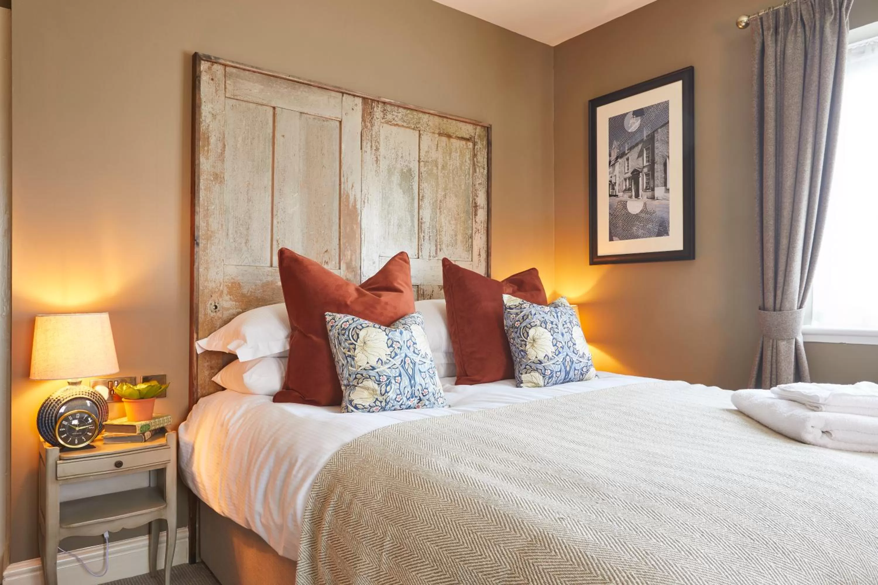 Bed in The Pavilion Arms