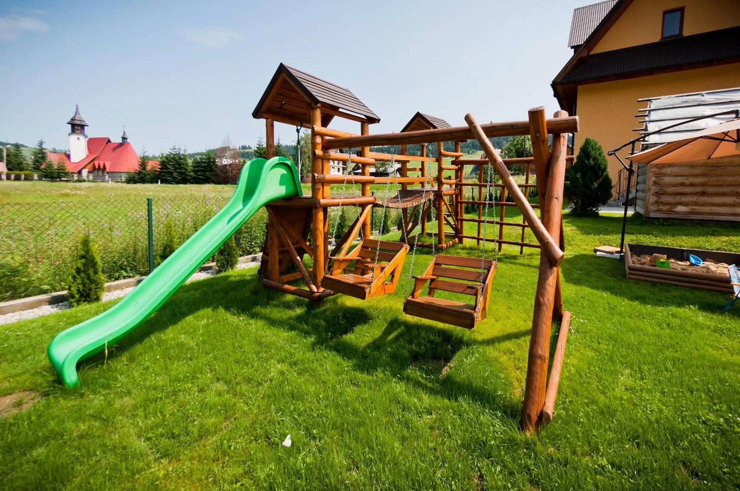 Children play ground in Wynajem Pokoi ,,Góry Tatry Wypoczynek "Paweł Kuczyński