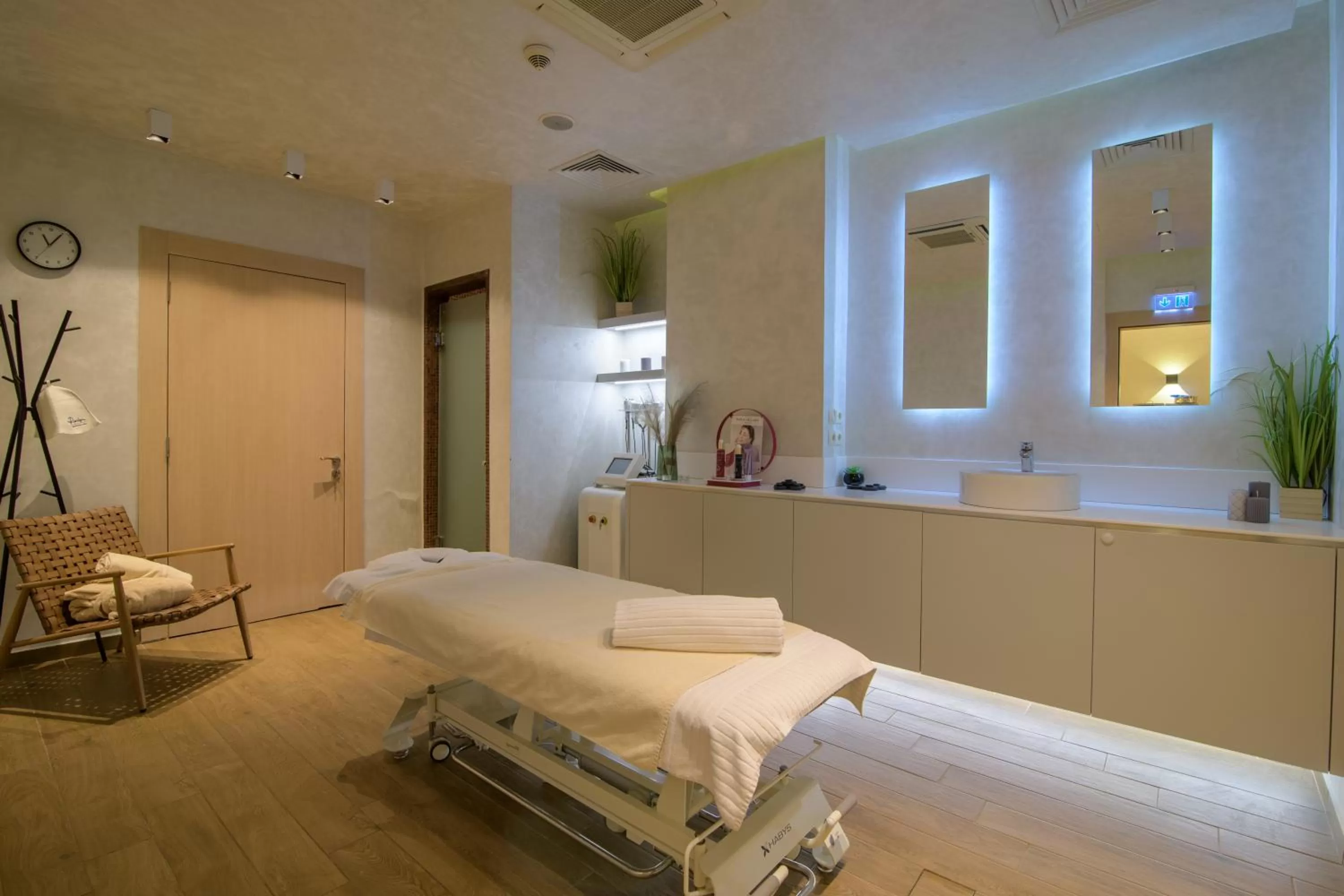 Massage in Rosslyn Dimyat Hotel Varna