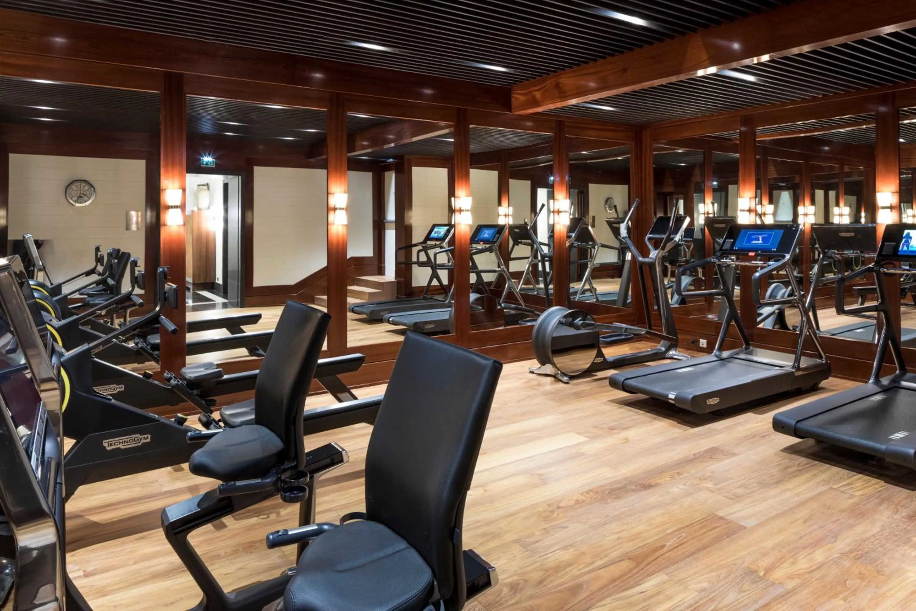Fitness centre/facilities in J.K. Place Paris