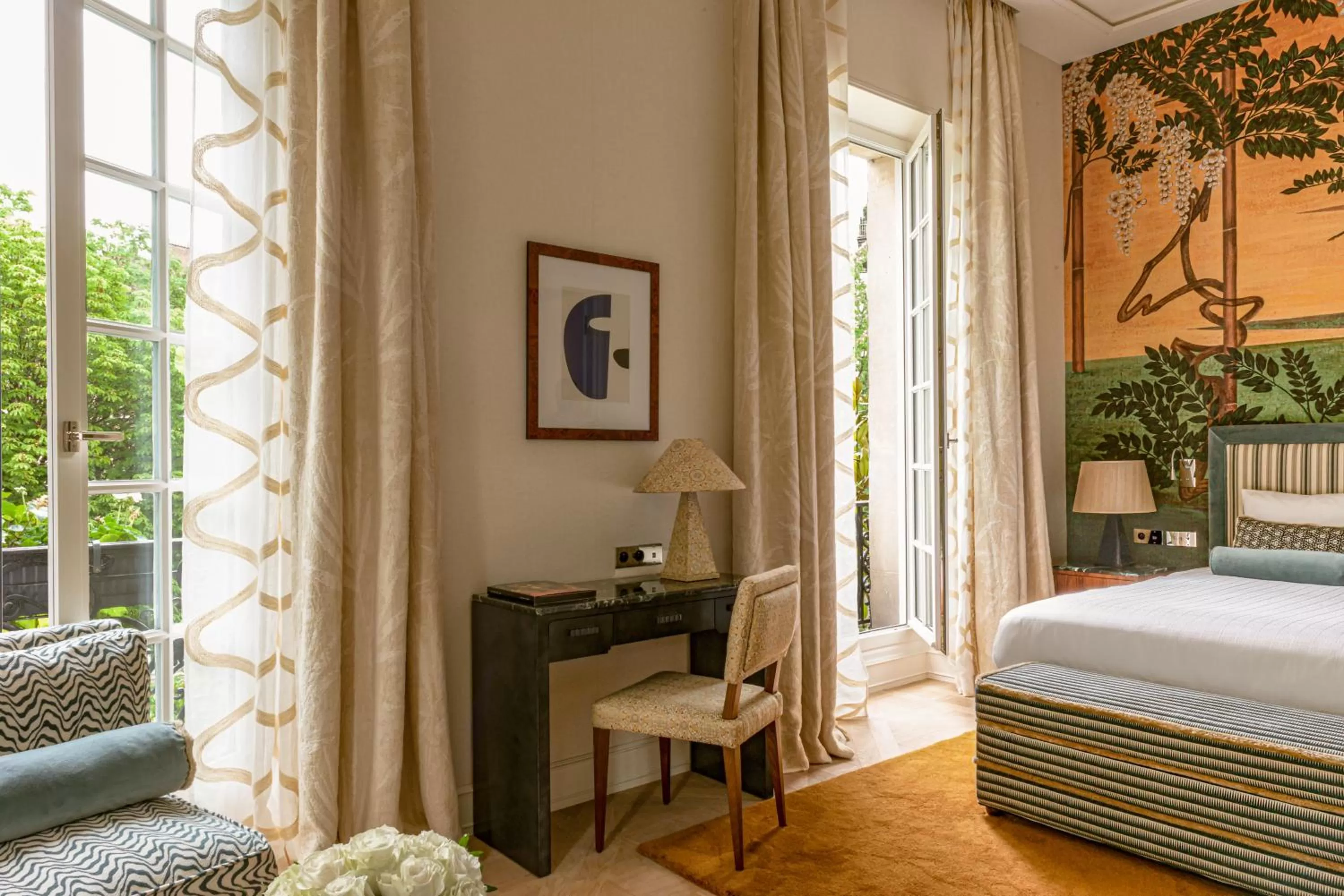 Bedroom, Bed in Saint James Paris