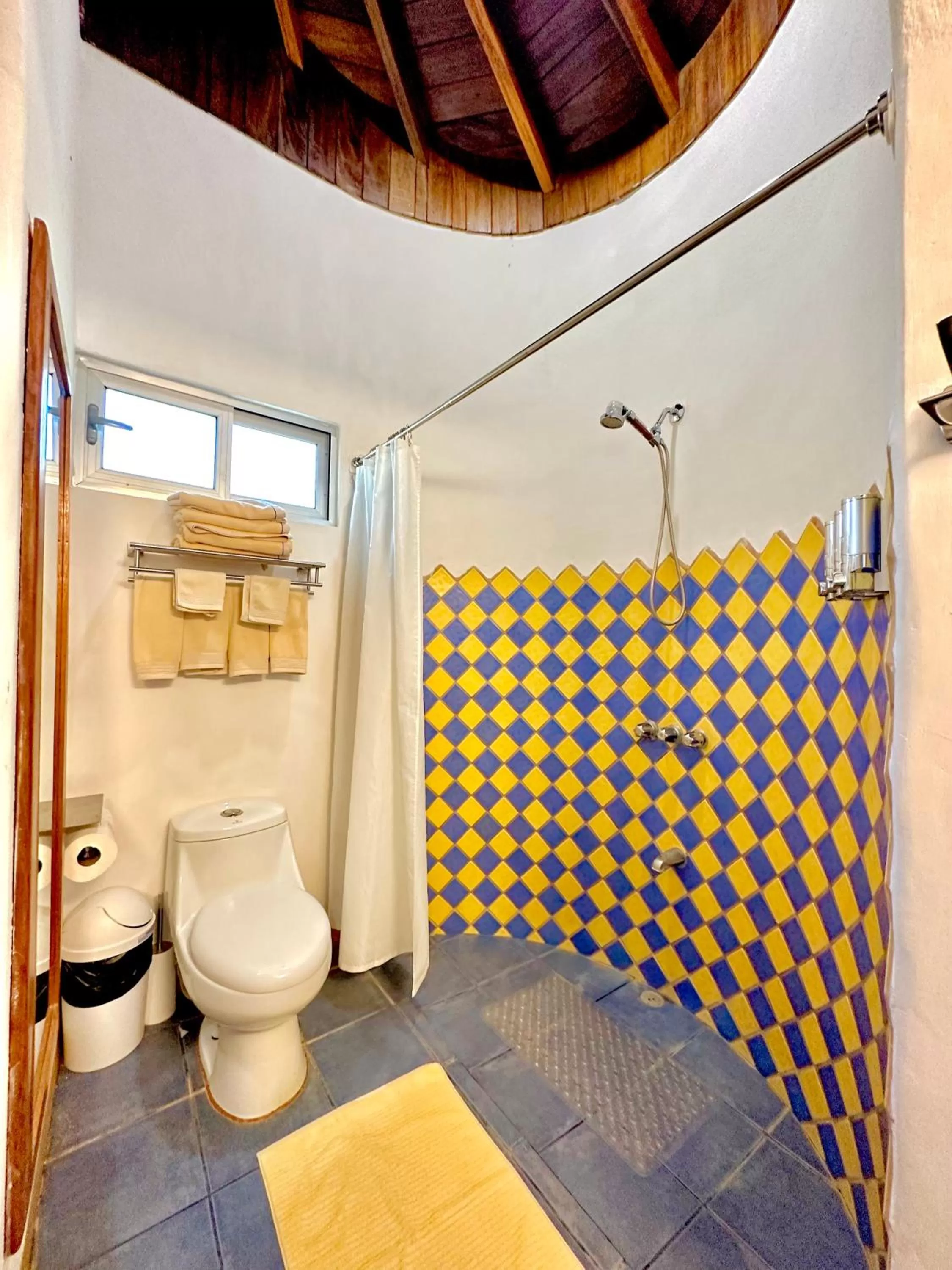 Bathroom in Hotel Luna Llena