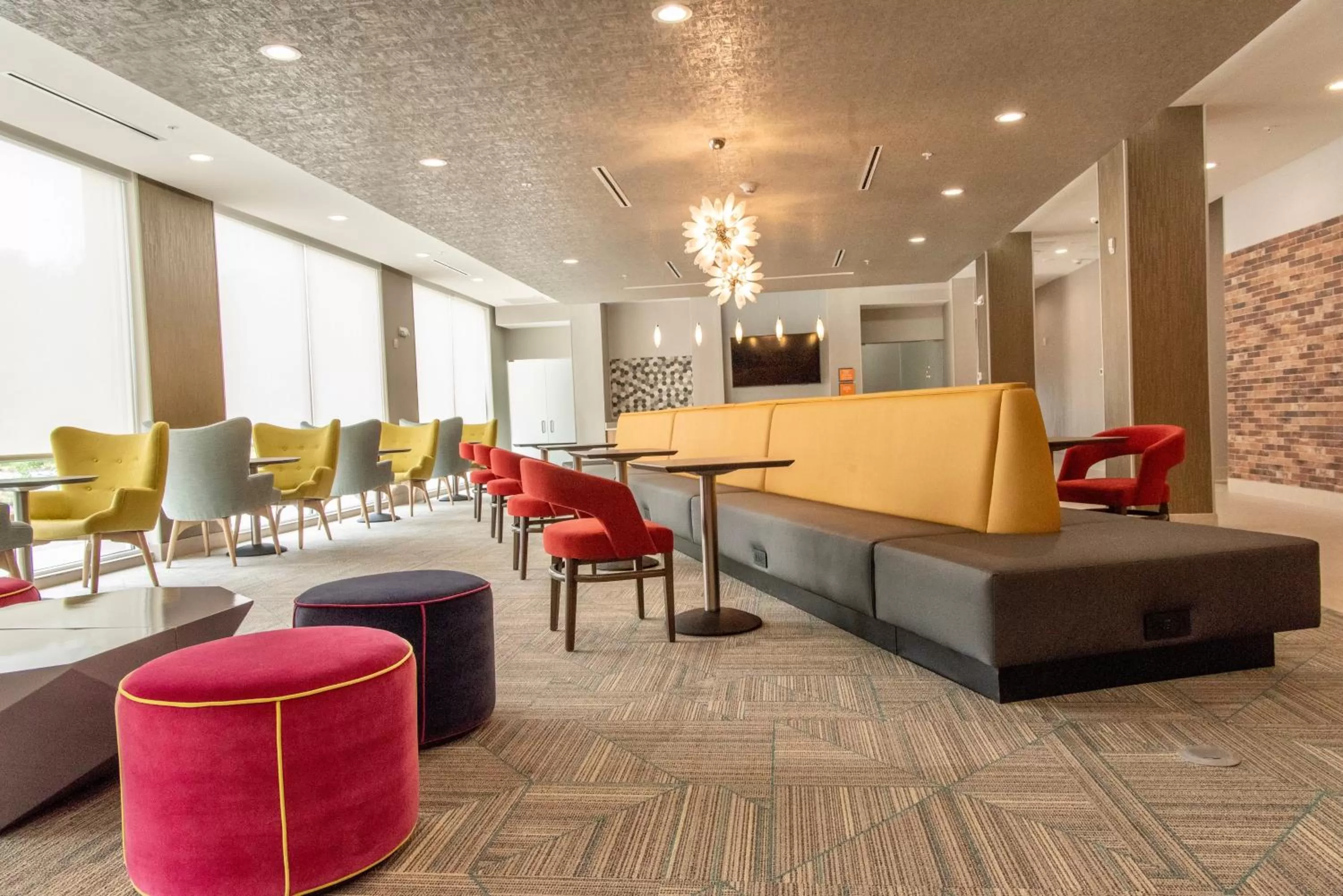 Lobby or reception in La Quinta Inn & Suites by Wyndham Lake City