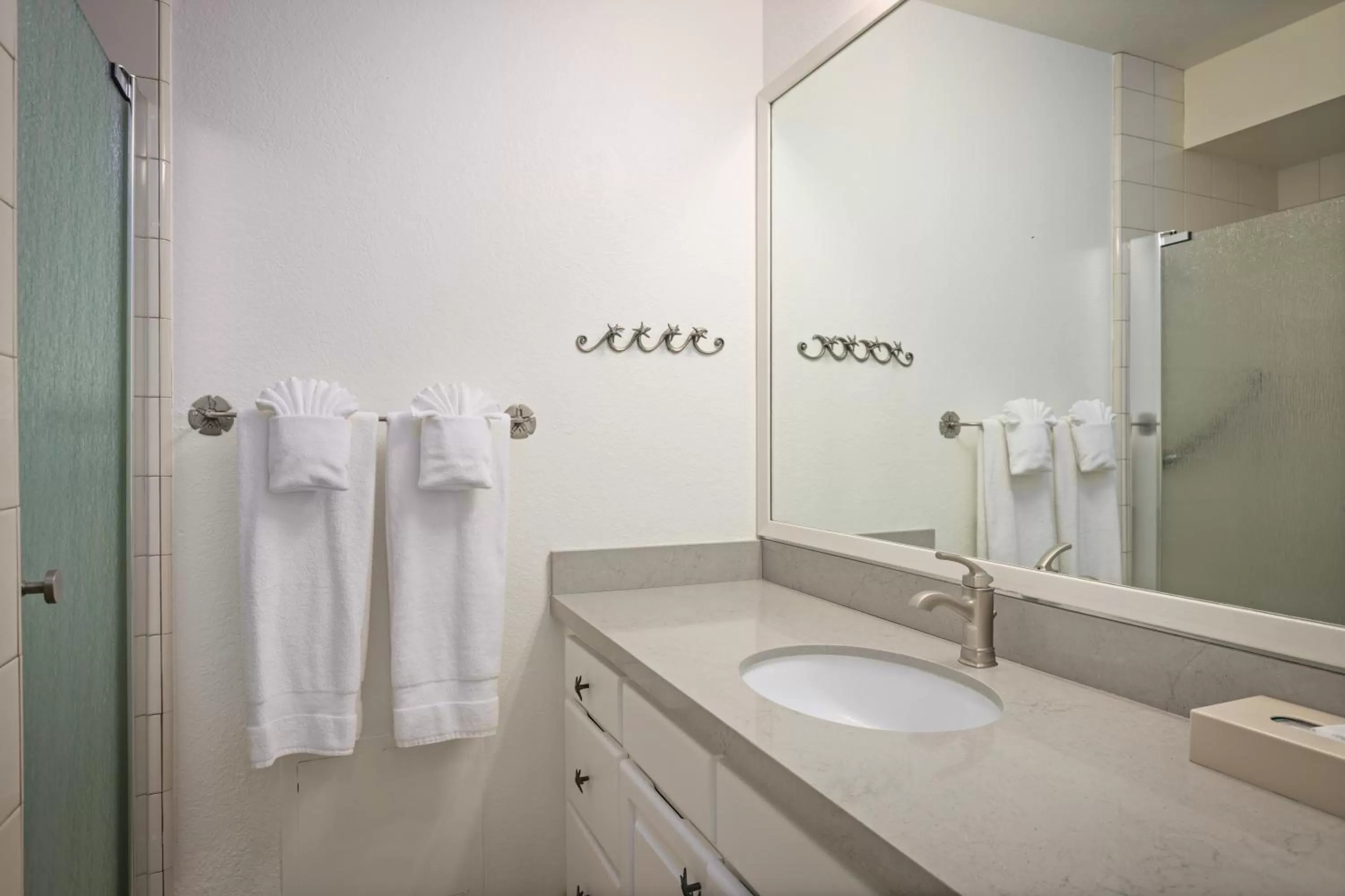 Shower in Aston At Poipu Kai