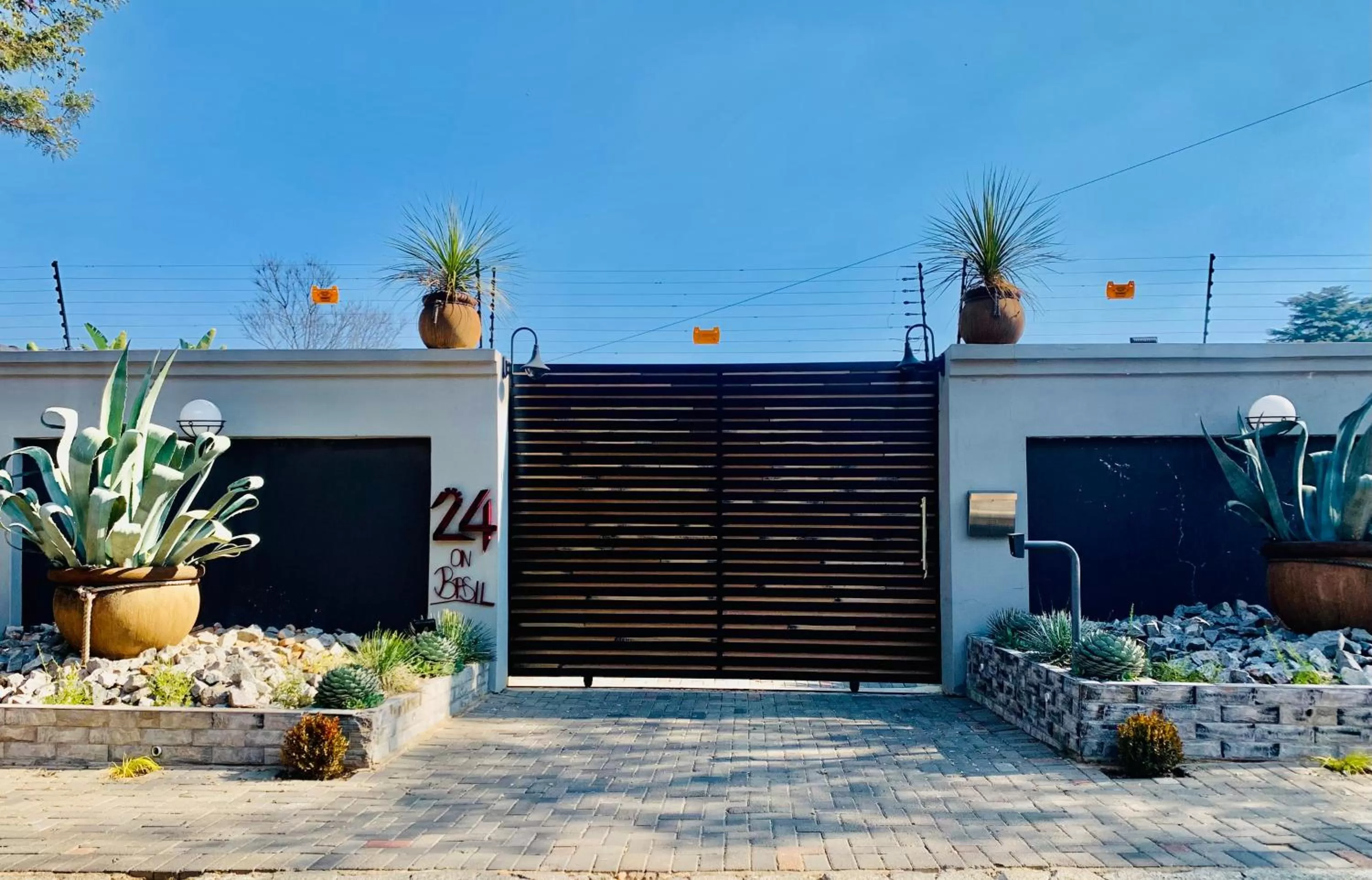 24 On Basil Inventive suites