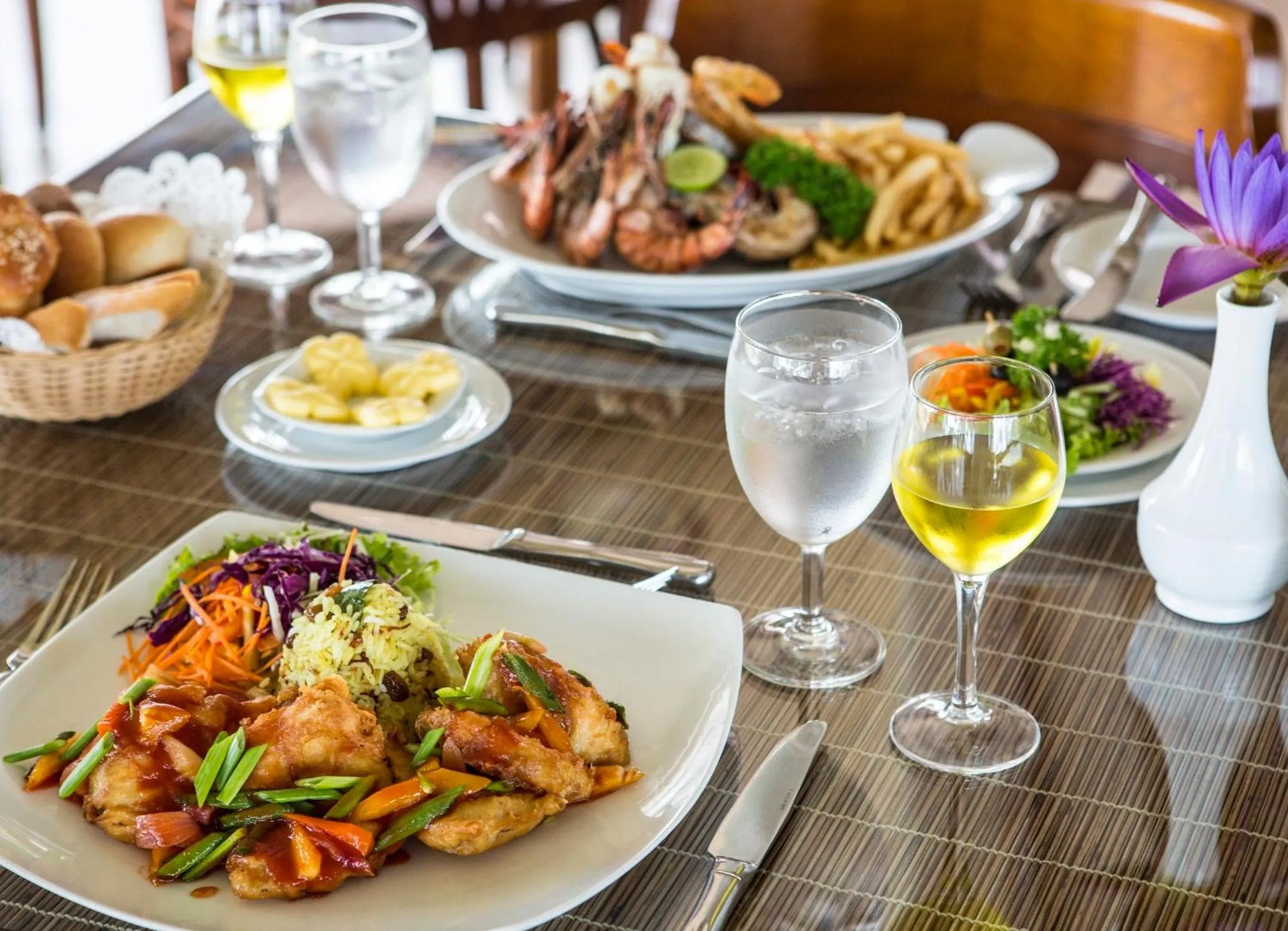 Lunch in Tangerine Beach Hotel