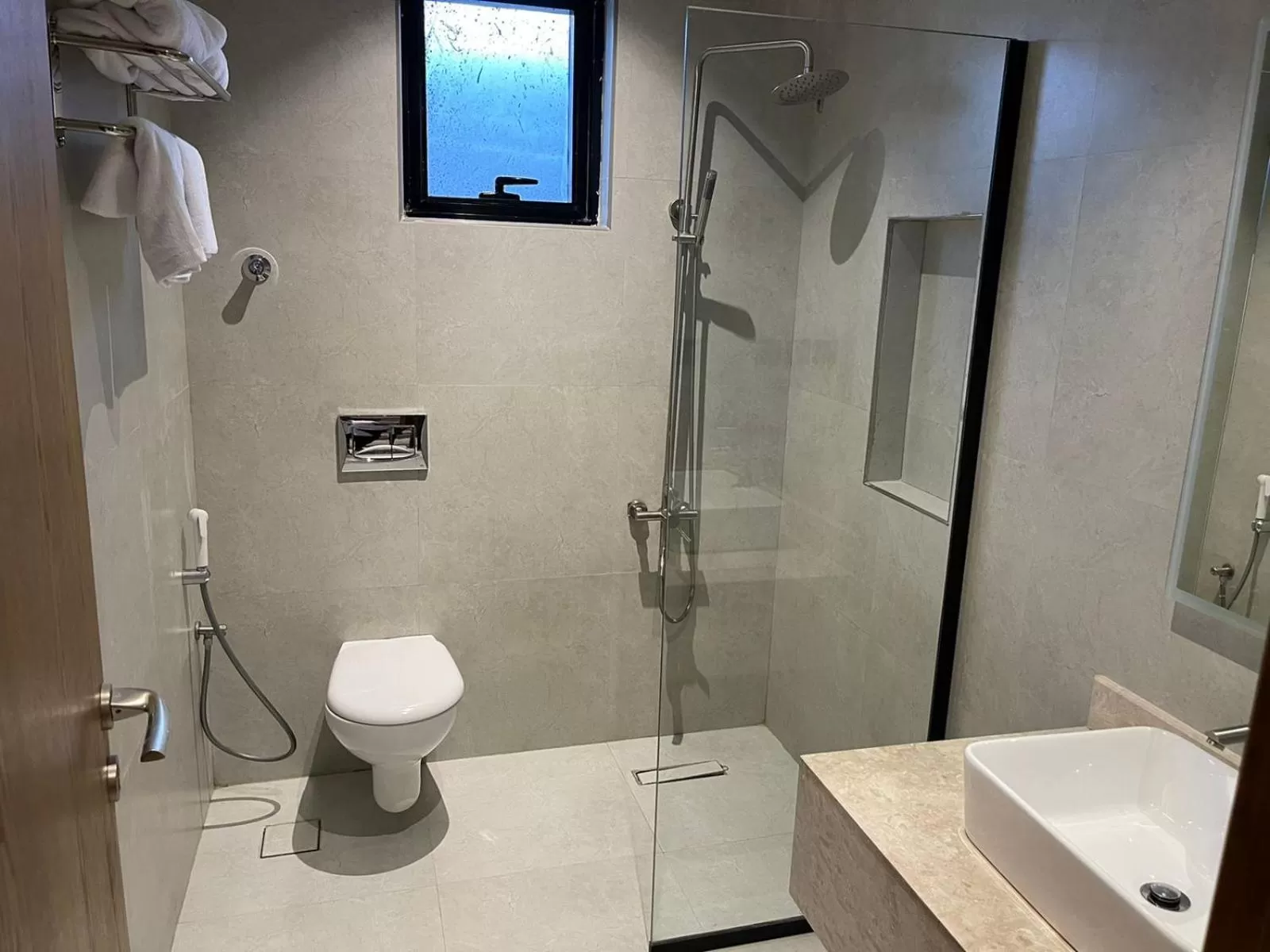 Toilet in Voyage Residence فوياج ريسيدنس للشقق المخدومة