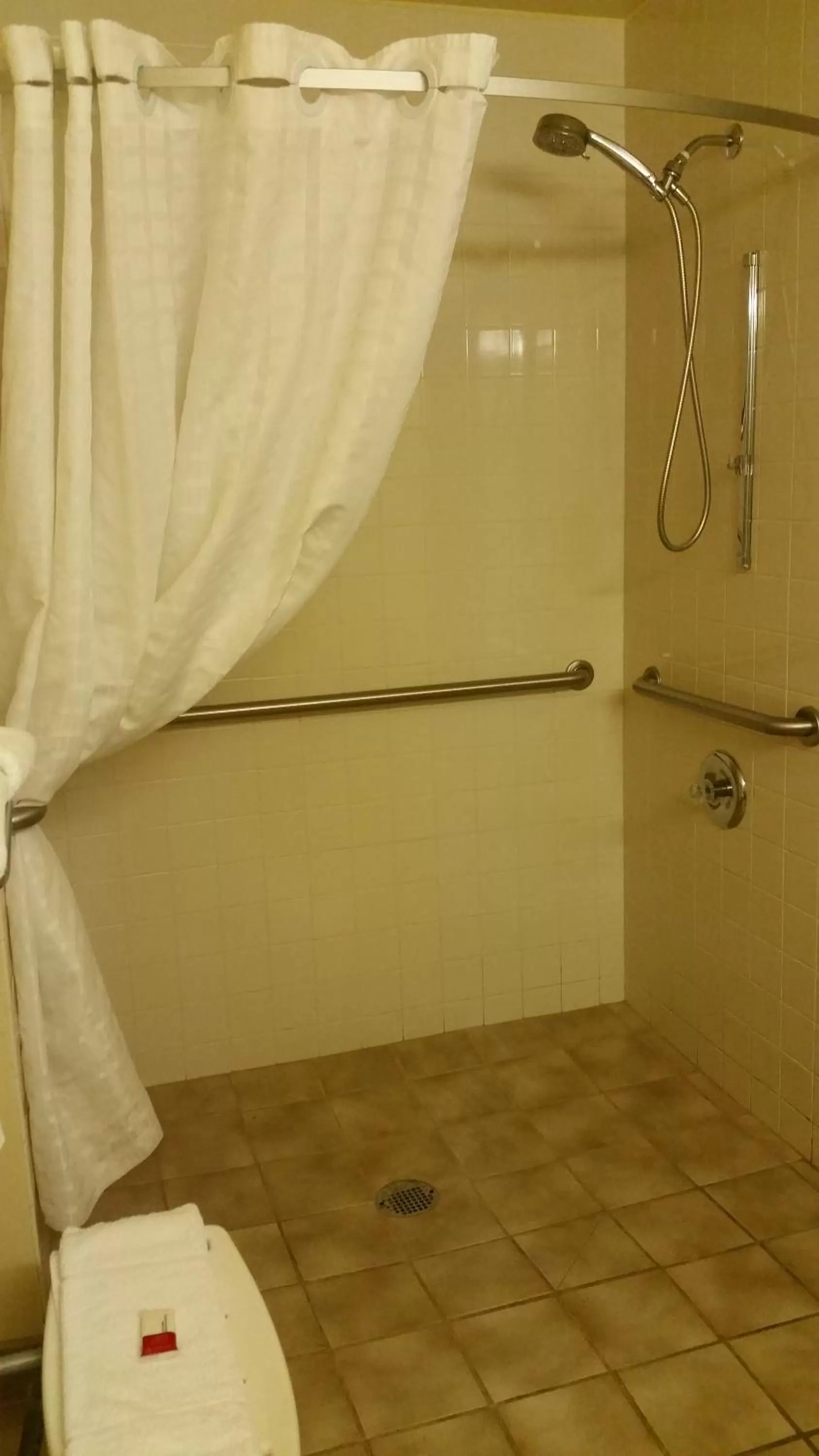 Photo of the whole room in Super 8 by Wyndham Wheeling WV