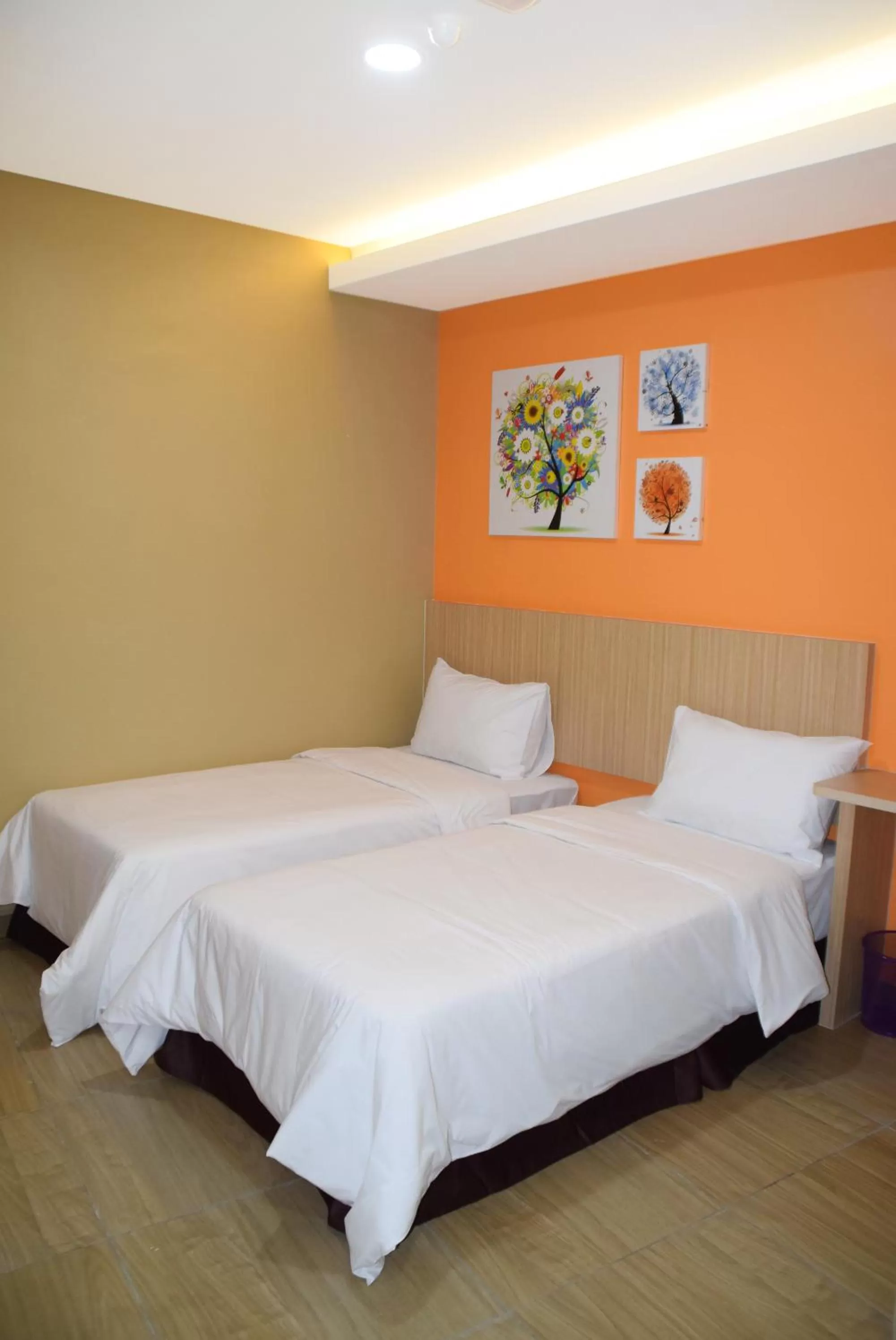 Photo of the whole room, Bed in Asiago Hotel