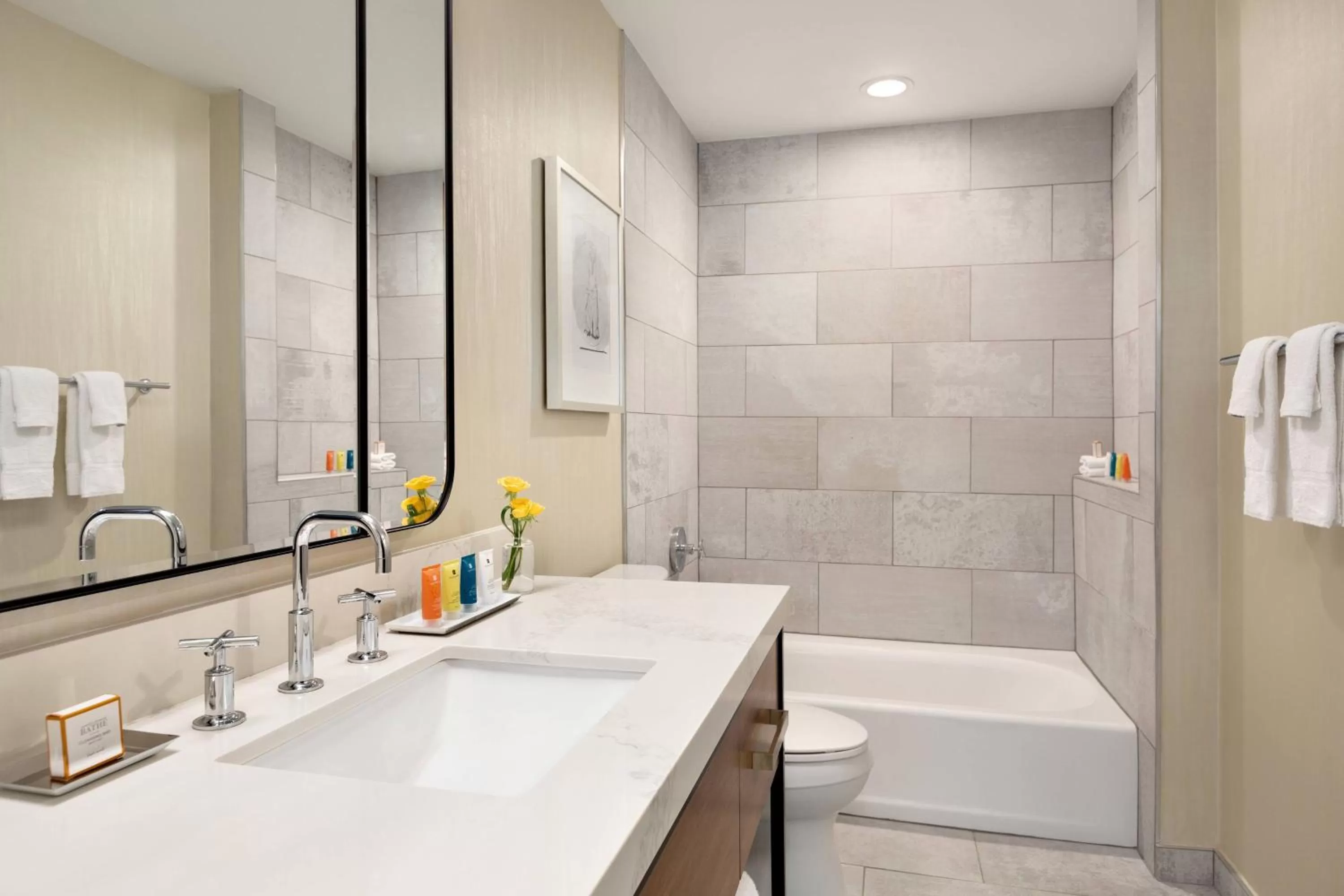 Bathroom in Twelve Midtown, Autograph Collection