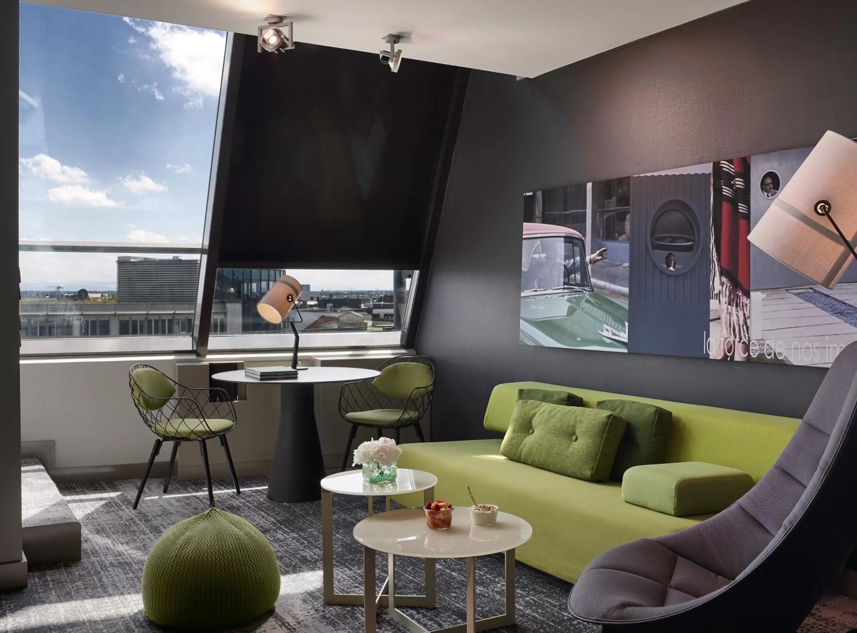 Seating area in Sofitel Munich Bayerpost