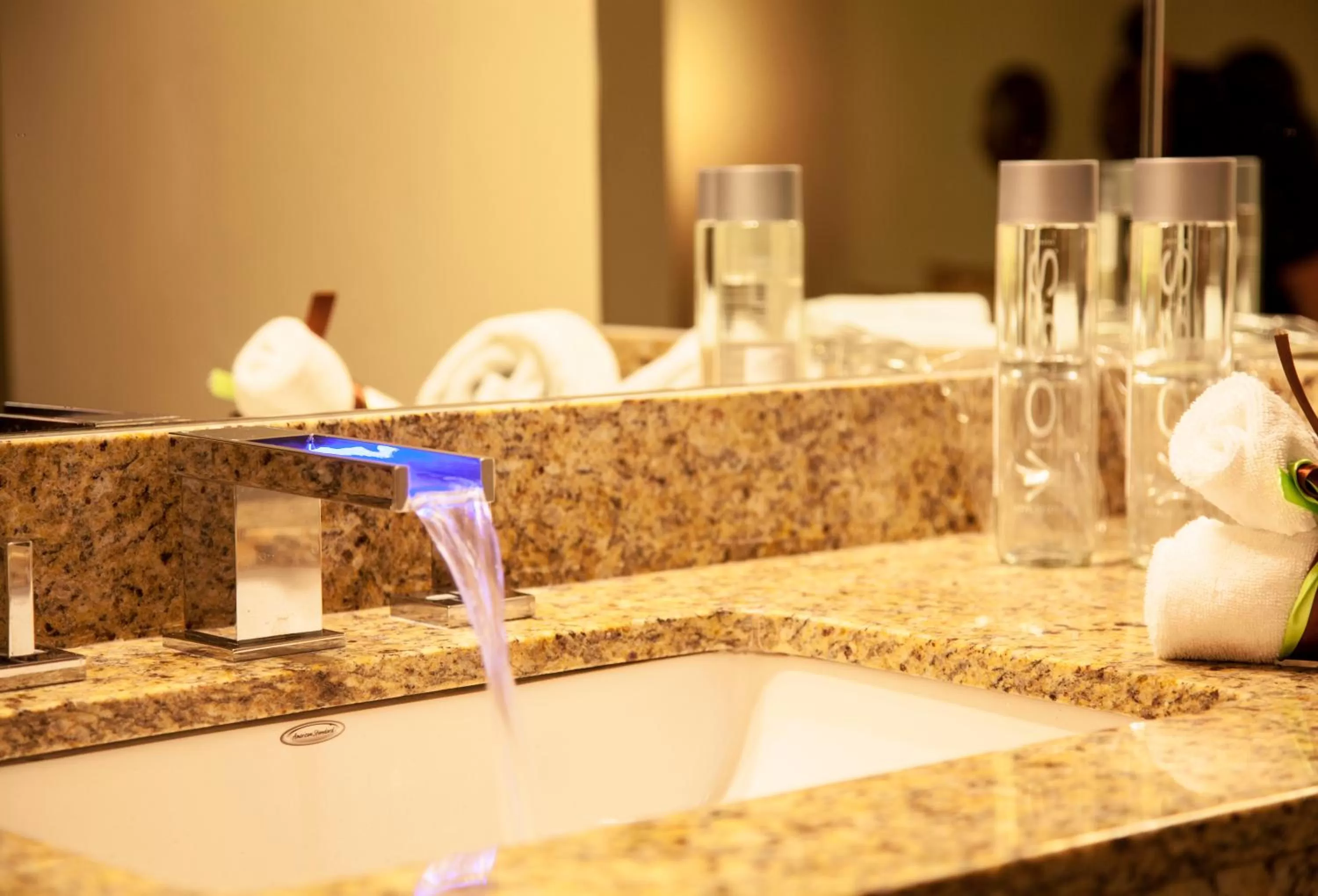 Bathroom in Plaza Gallery Hotel Boutique