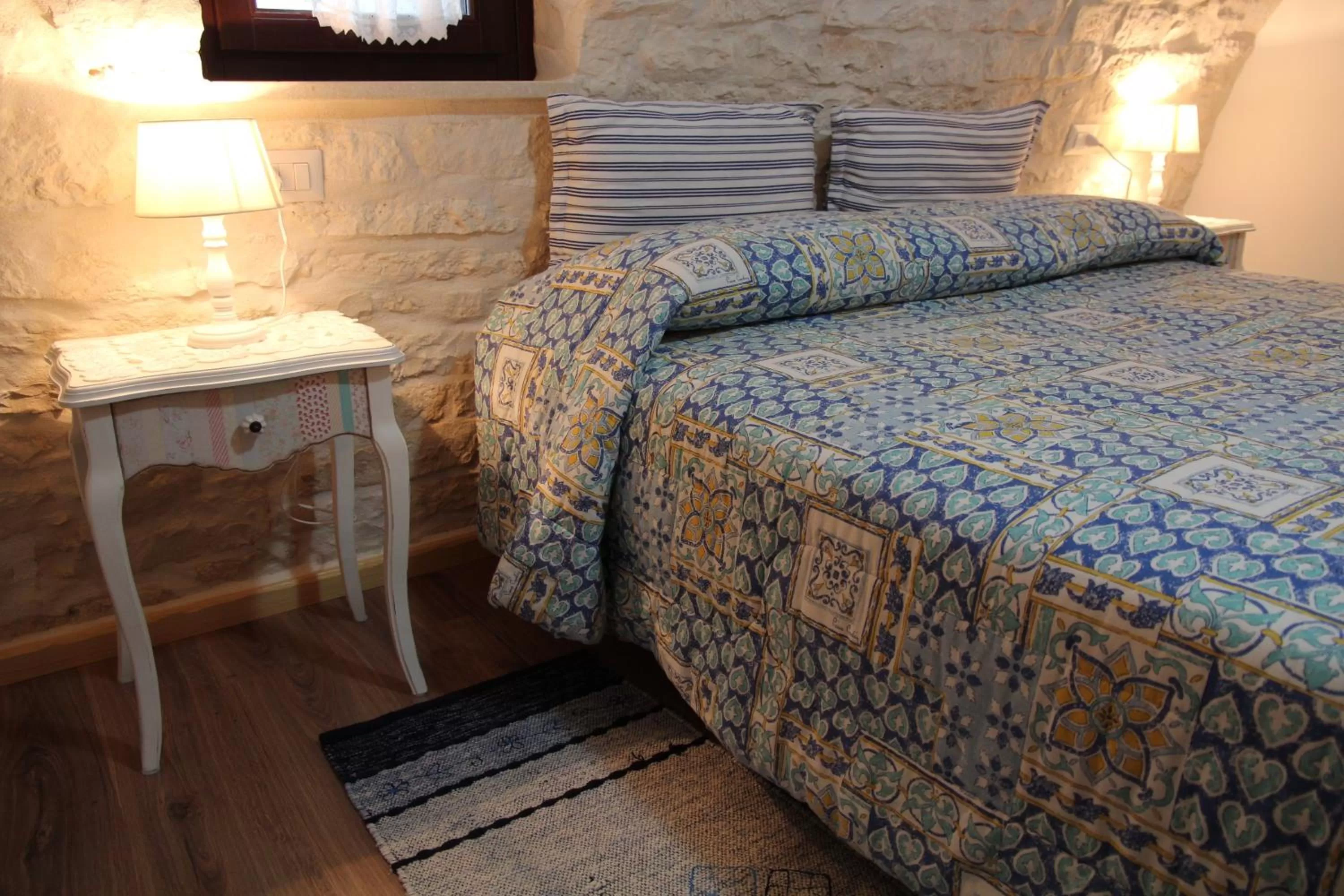 Bedroom, Bed in Trulli Donna Isabella