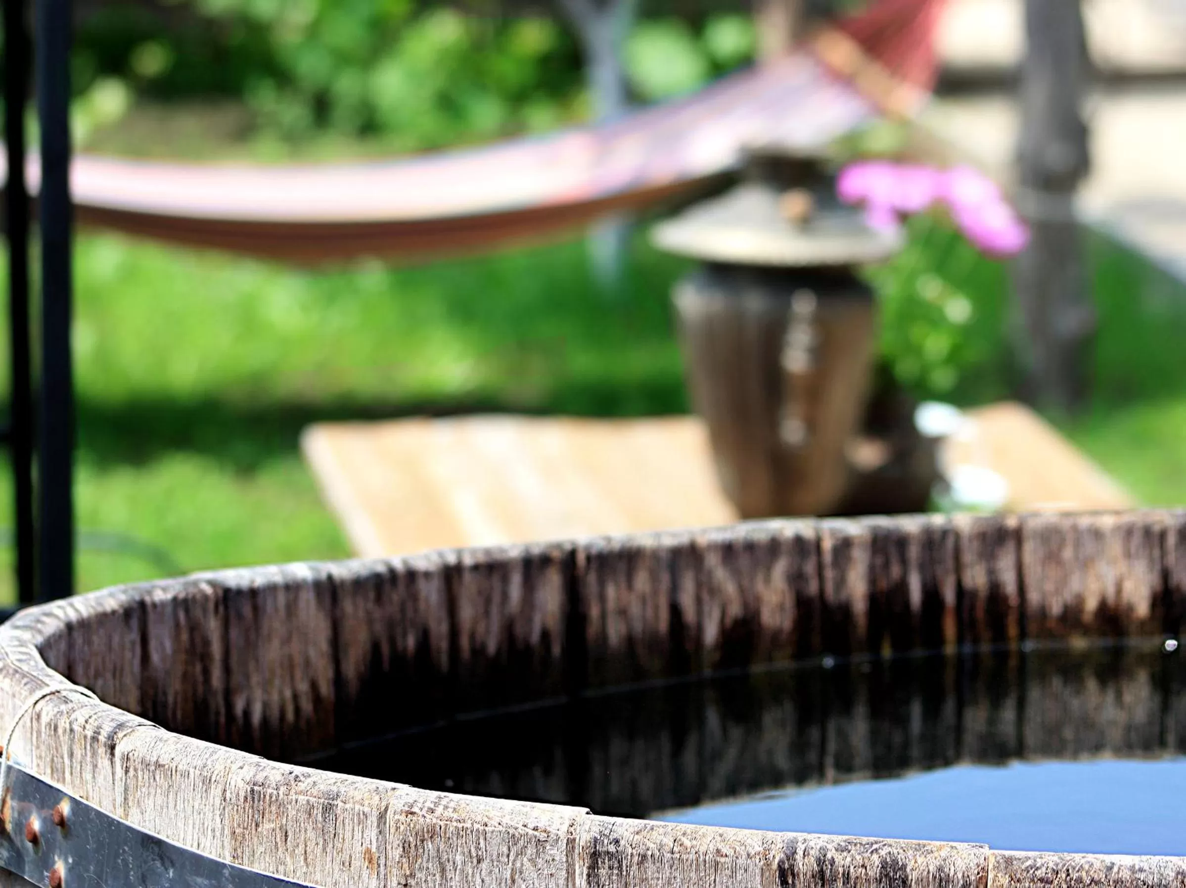 Property building in Inn Khlibodarskiy