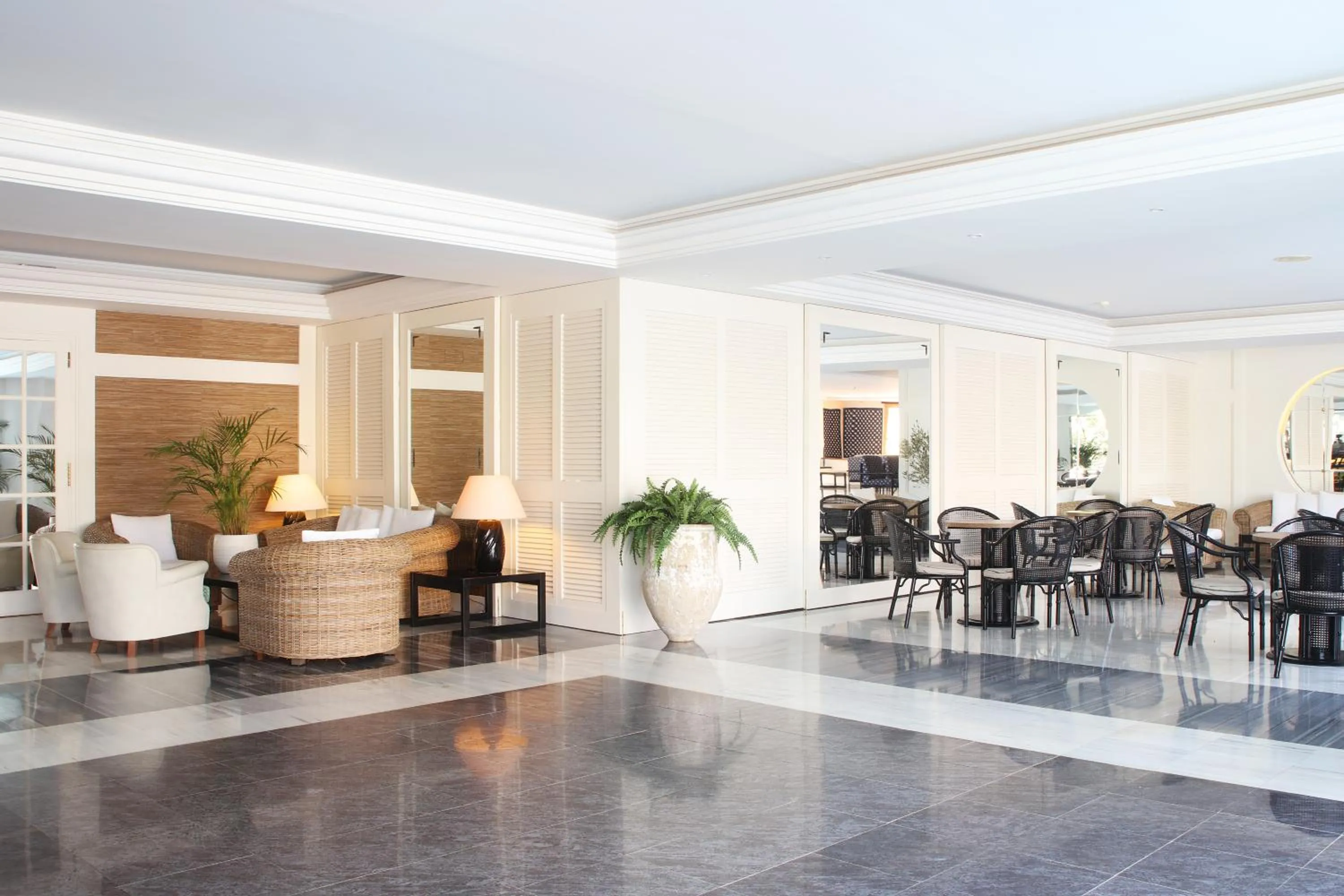 Lobby or reception in Augusta Club & Spa - Adults Only