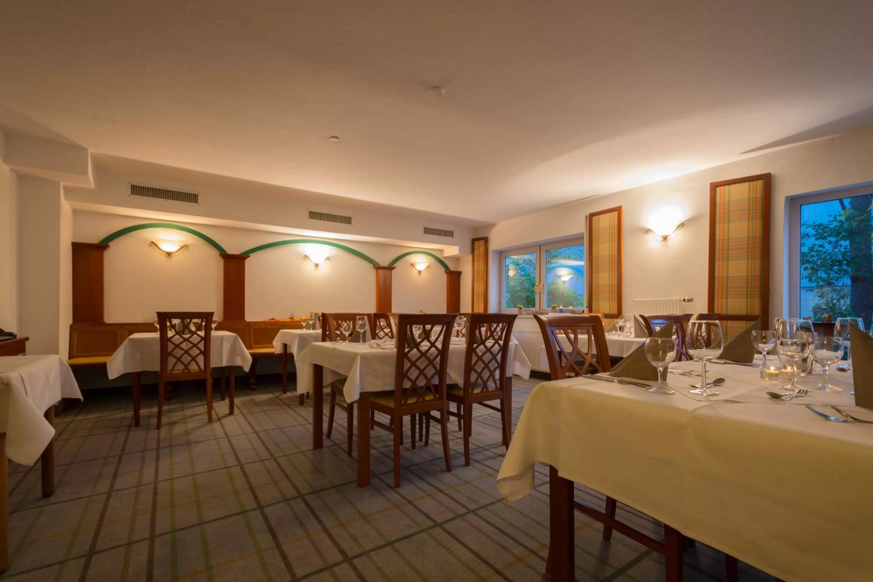 Restaurant/places to eat in Hotel Fortuna