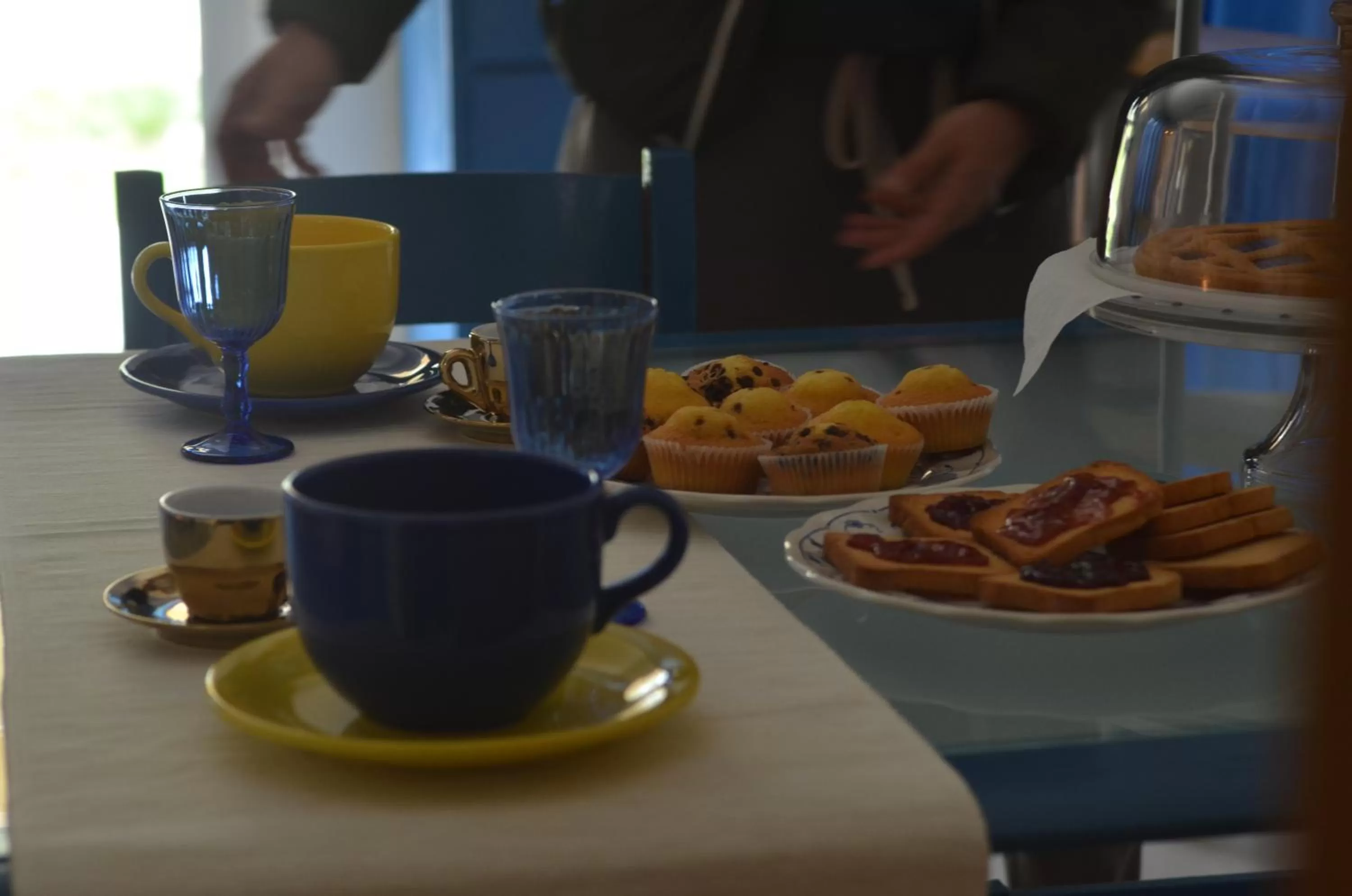 Breakfast in B&B Villa Mediterranea with private parking