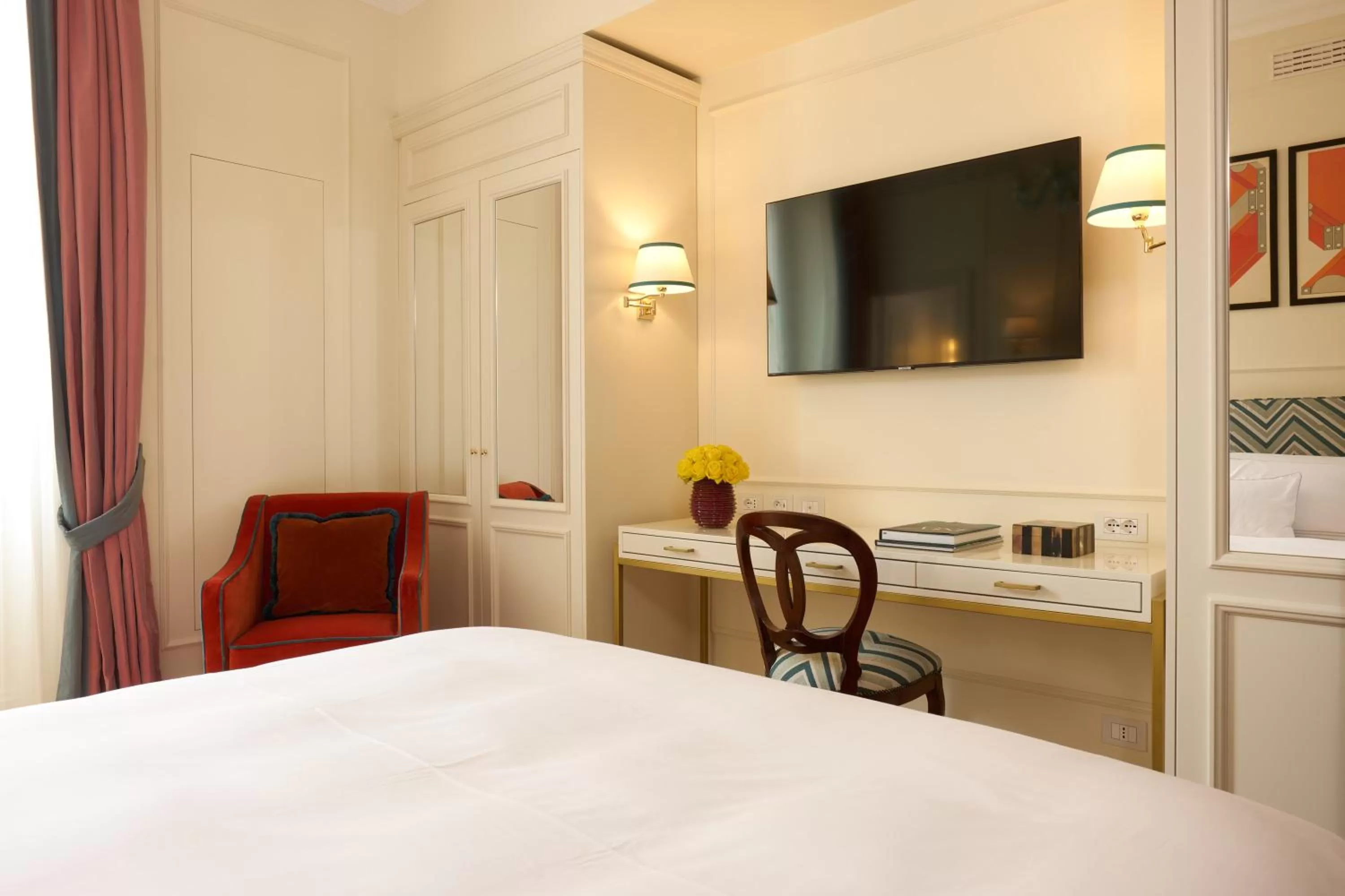 TV and multimedia, Bed in Palazzo Ripetta