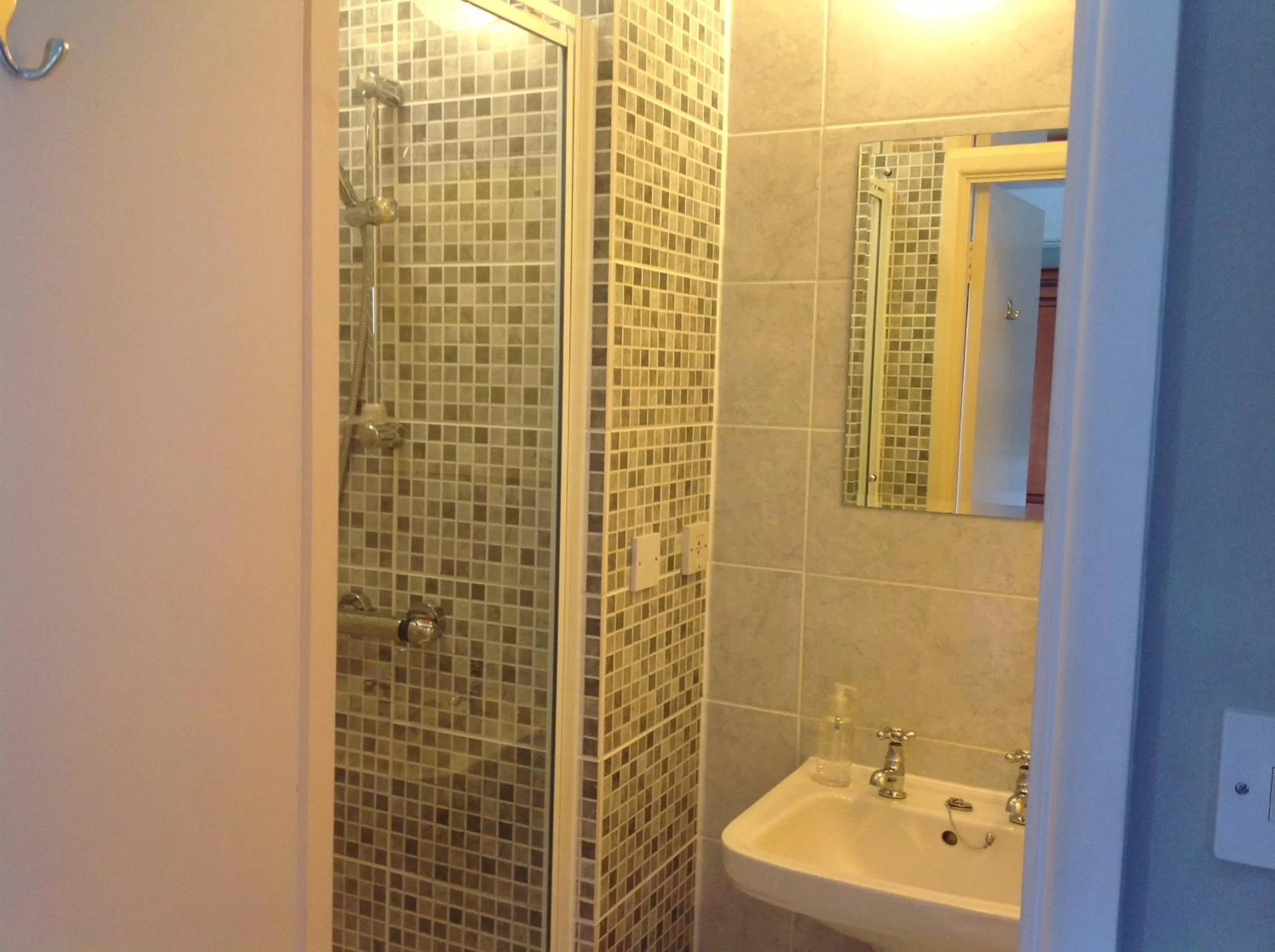 Shower in The Spinney