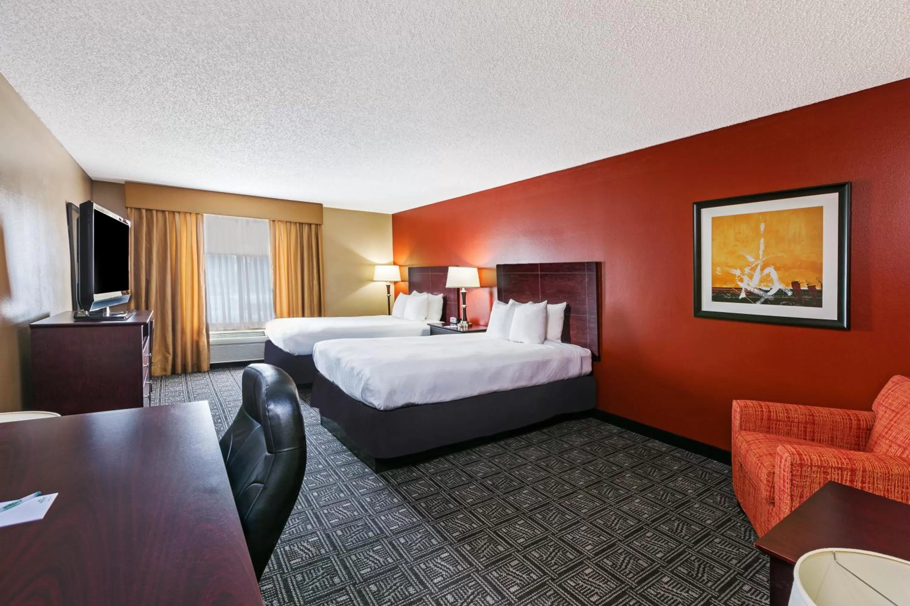 Queen Room with Two Queen Beds - Non-Smoking in Comfort Inn & Suites Irving Las Colinas DFW