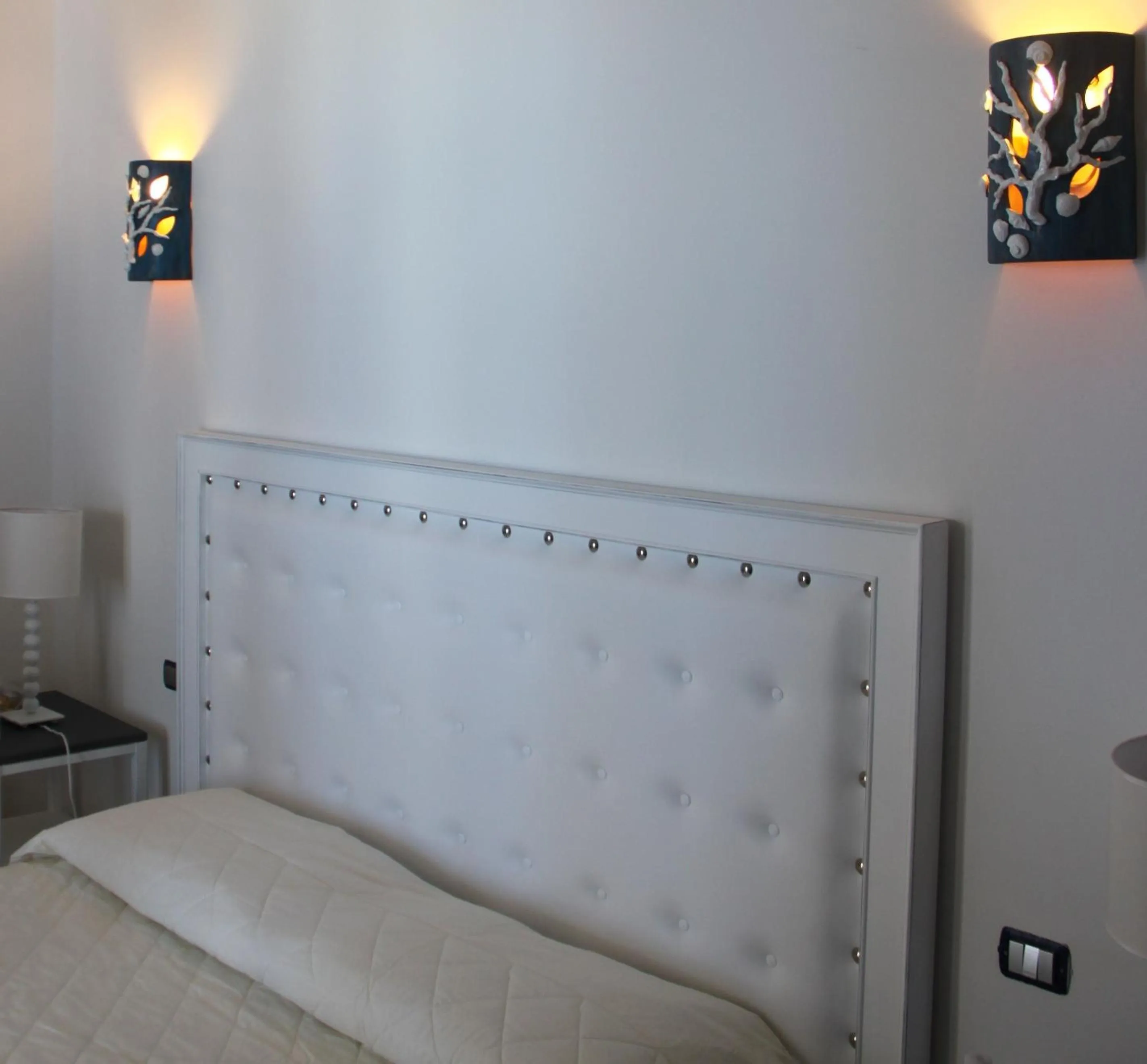 Bed in Hotel Cutimare - Aeolian Charme