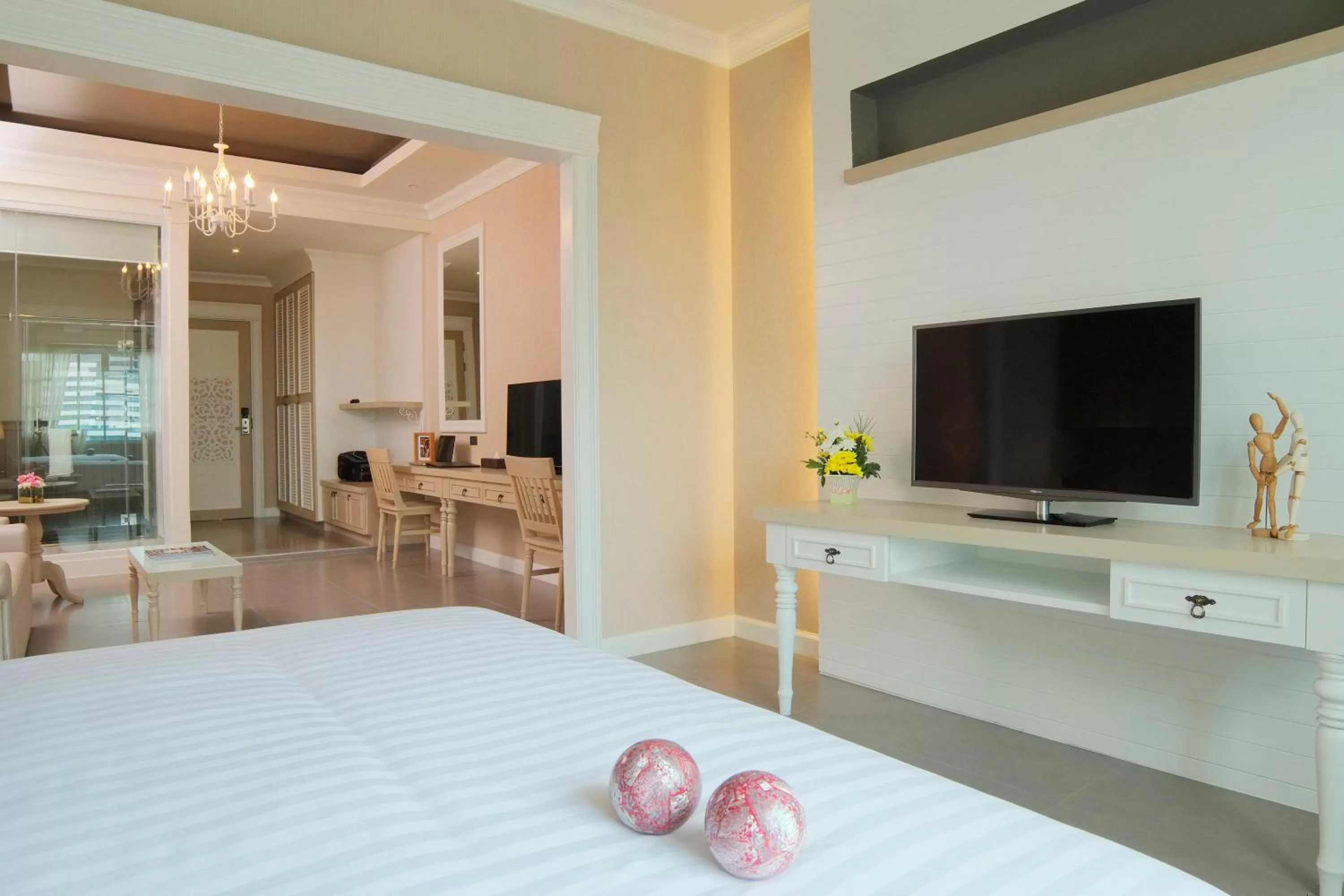 Bedroom, Bed in The Raya Surawong Bangkok