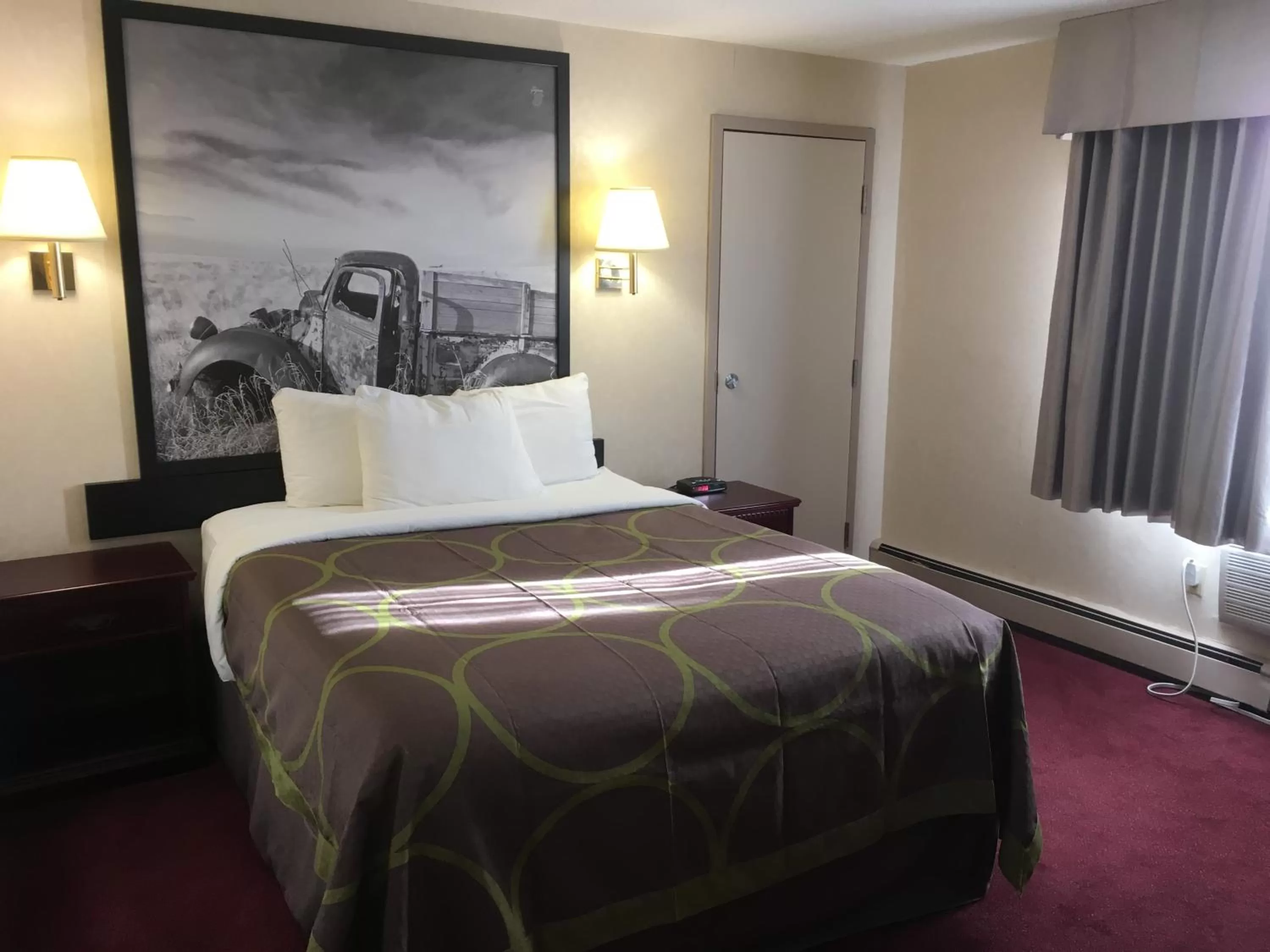 Bed in Super 8 by Wyndham Lethbridge