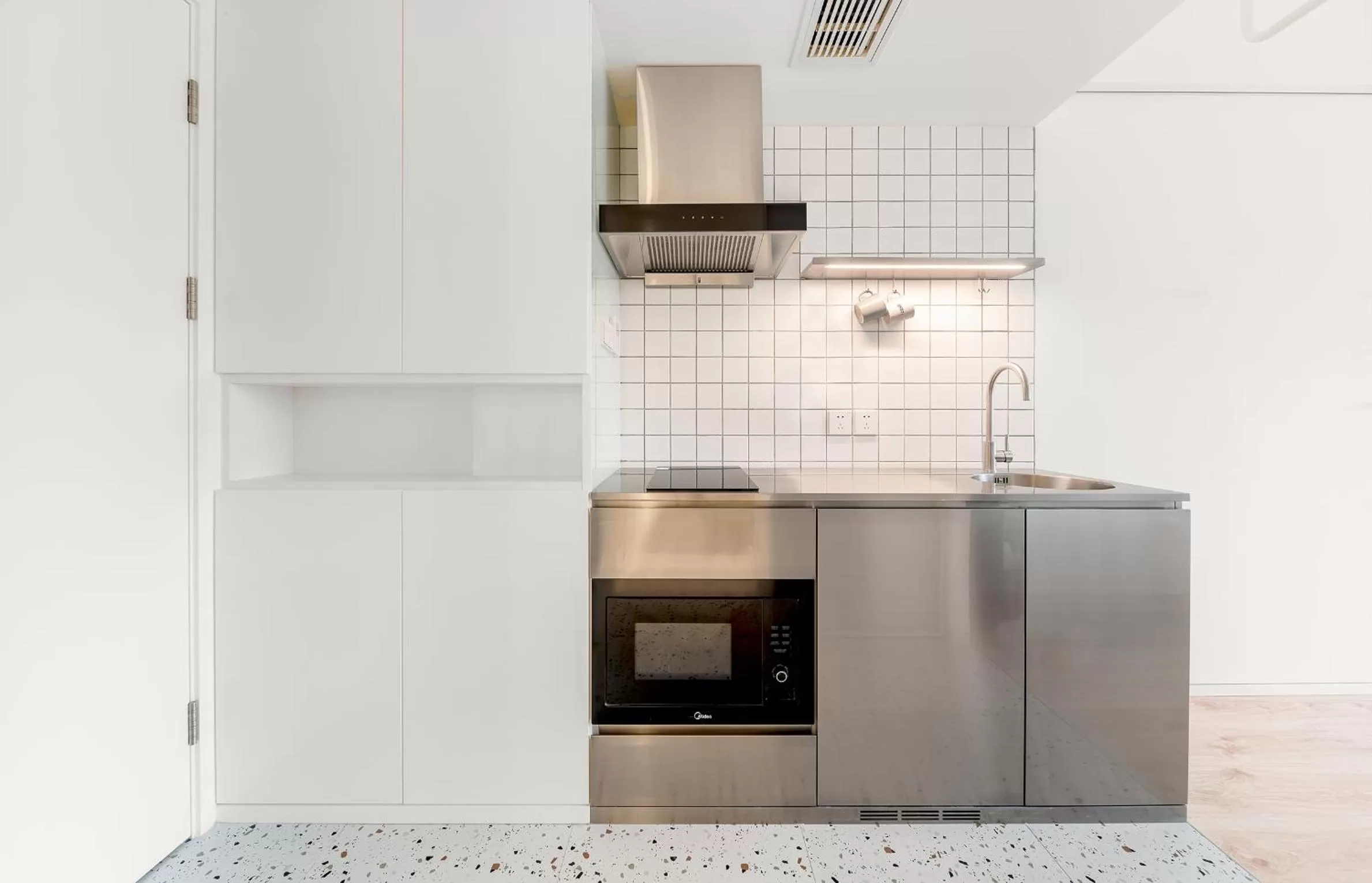 Kitchen or kitchenette in Stey Beijing 798 Art Zone Hotel