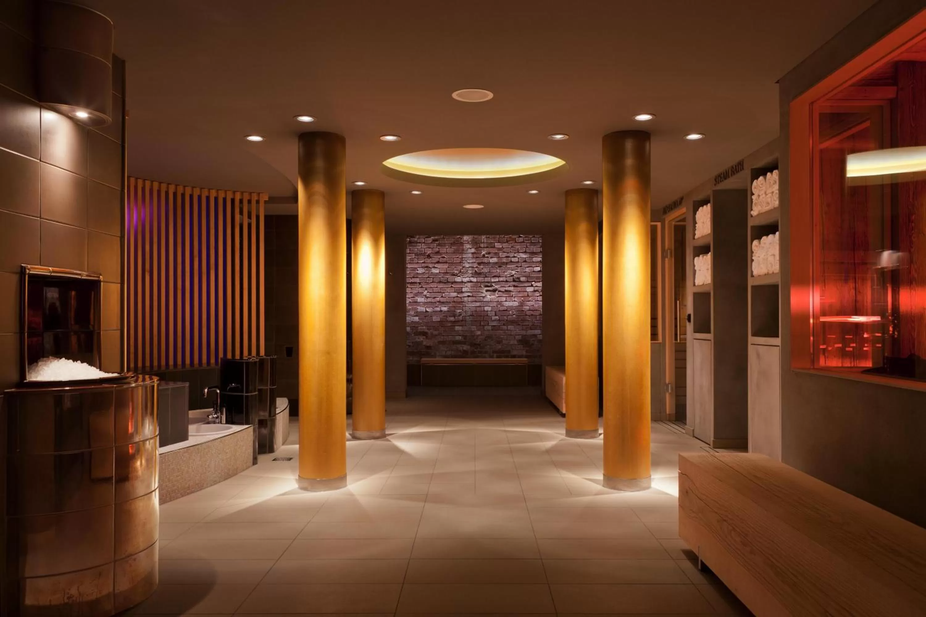 Spa and wellness centre/facilities in Steigenberger Icon Grandhotel Handelshof Leipzig