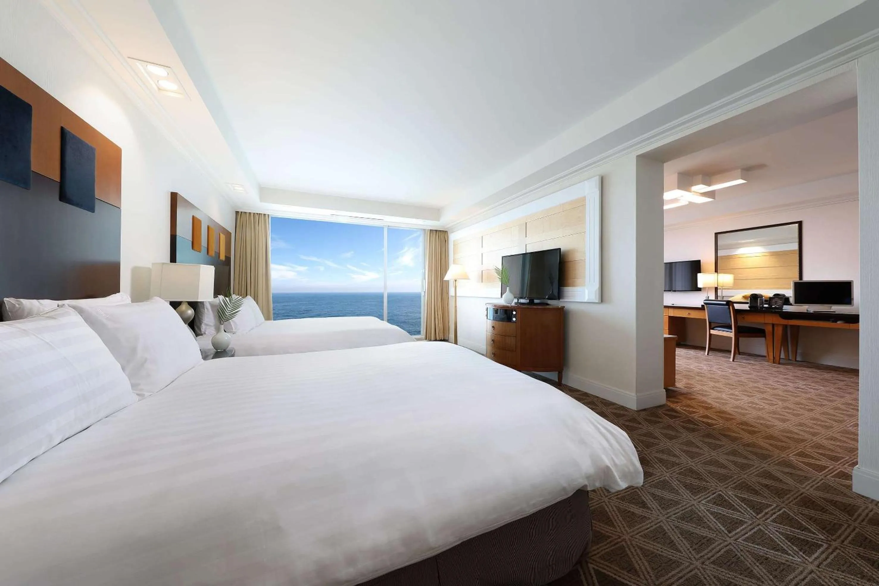 Photo of the whole room in Ramada Plaza by Wyndham Jeju Ocean Front