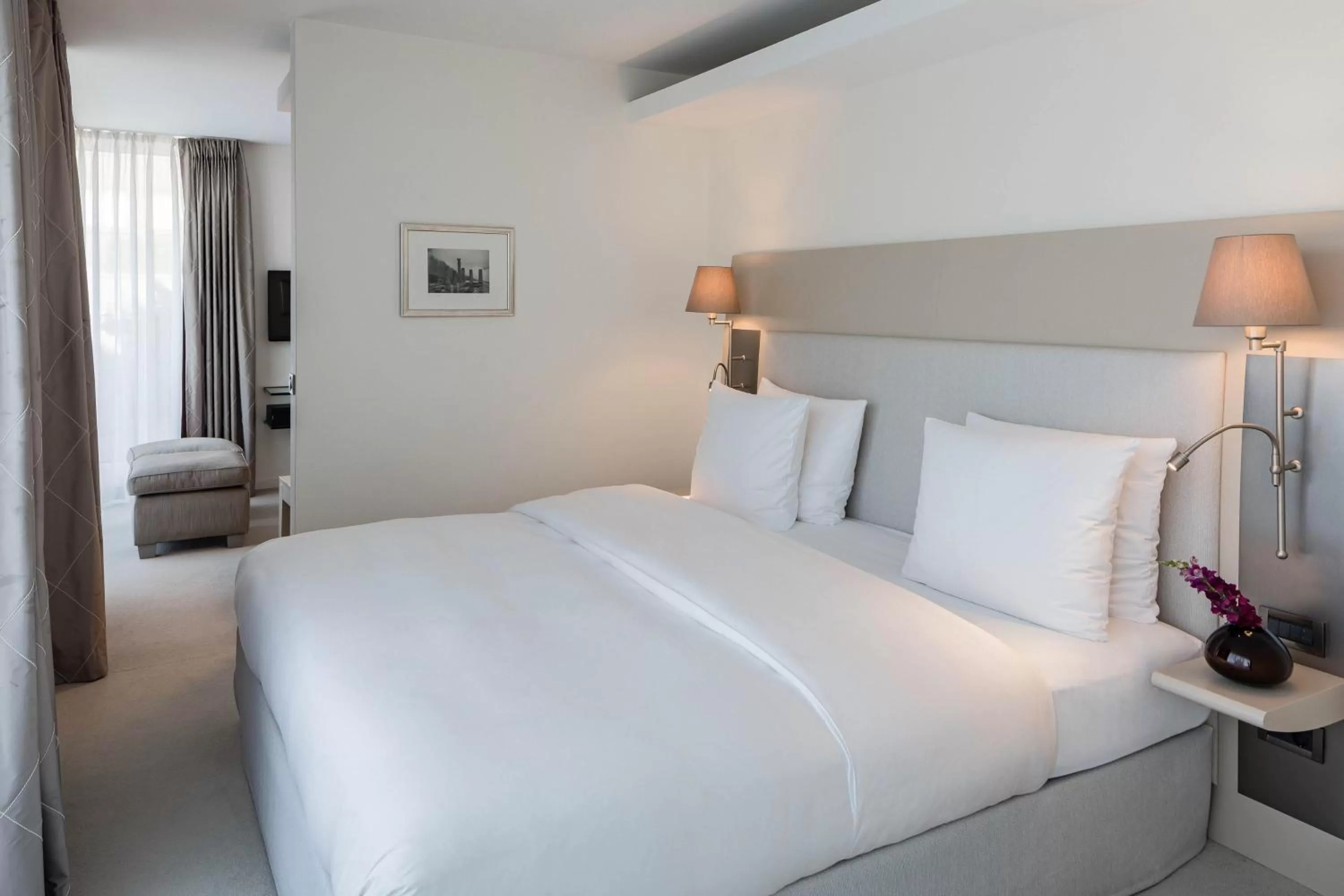 Bedroom, Bed in The Mandala Berlin, a Member of Design Hotels