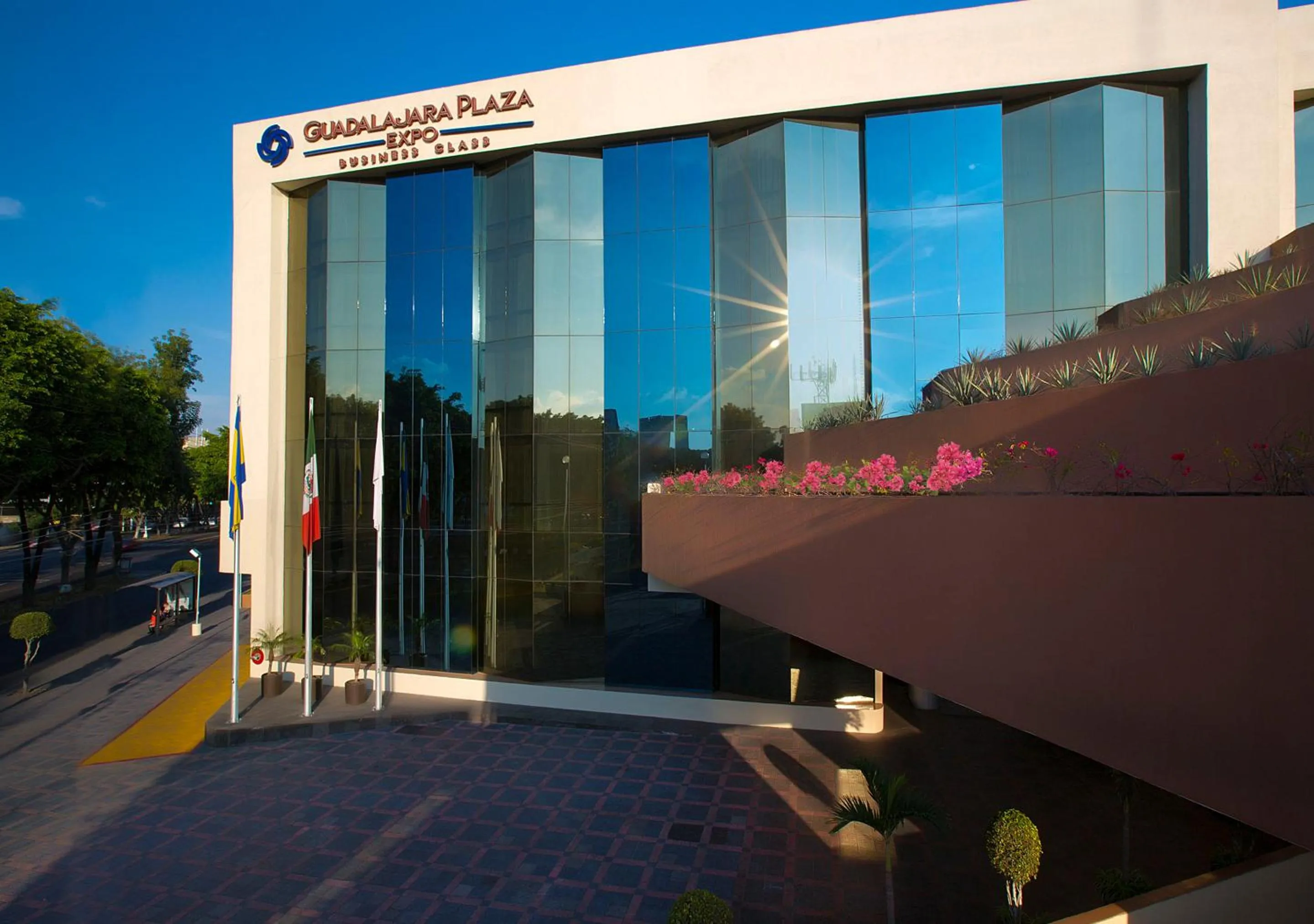 Facade/entrance in Hotel Guadalajara Plaza Expo