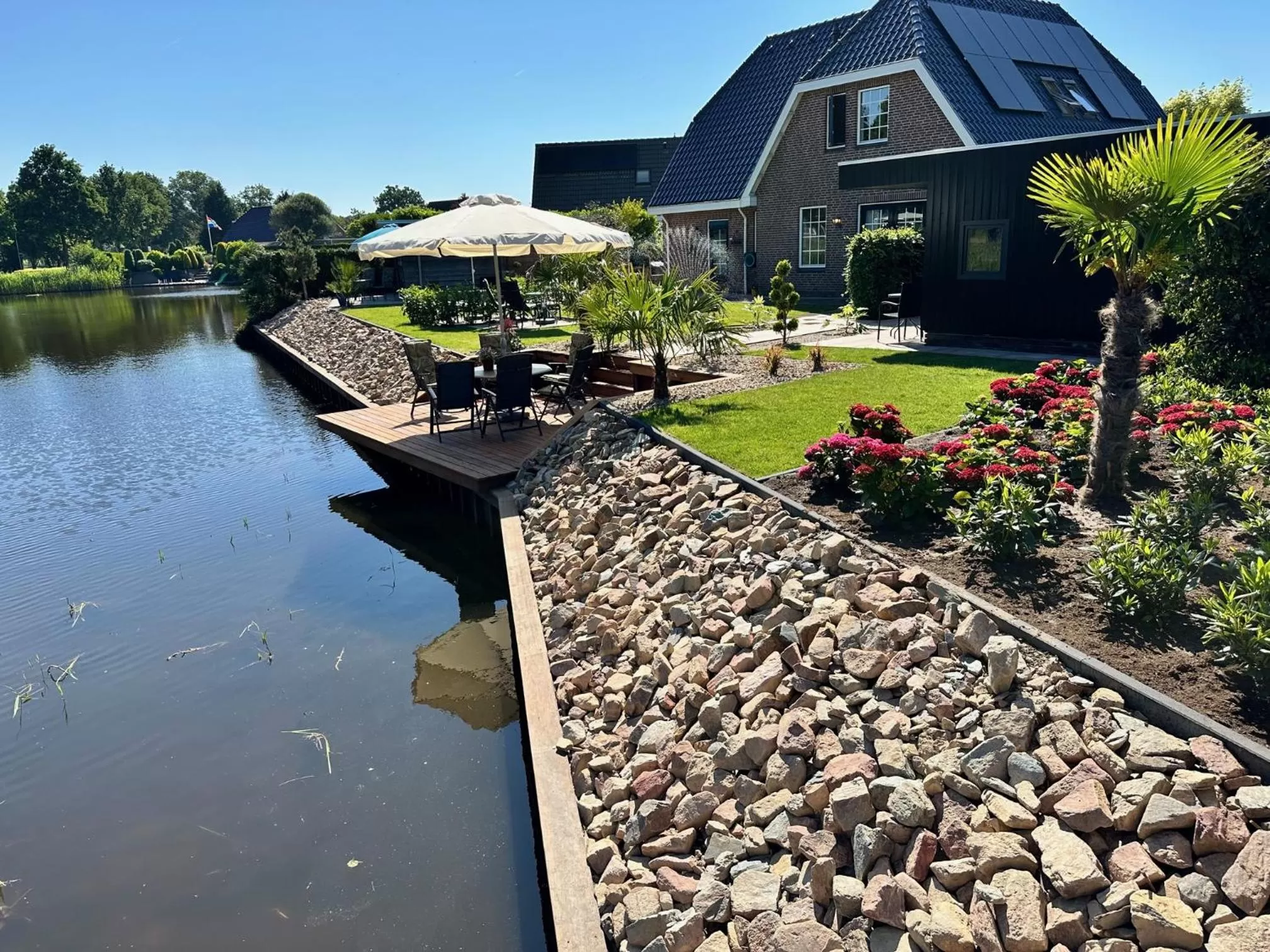 Garden view in B&B de Wiekeborg